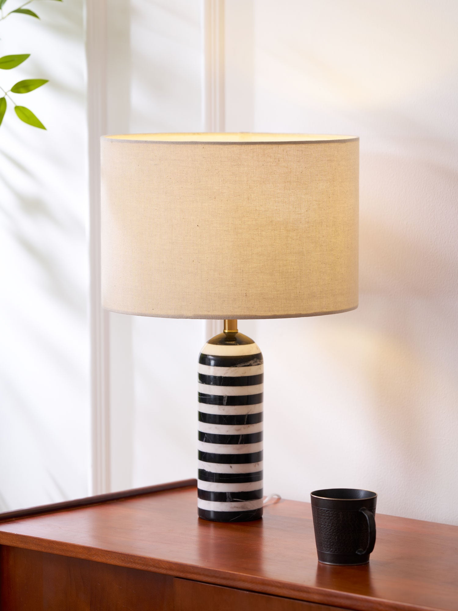 Tuxedo Marble Table Lamp - Blowlighting