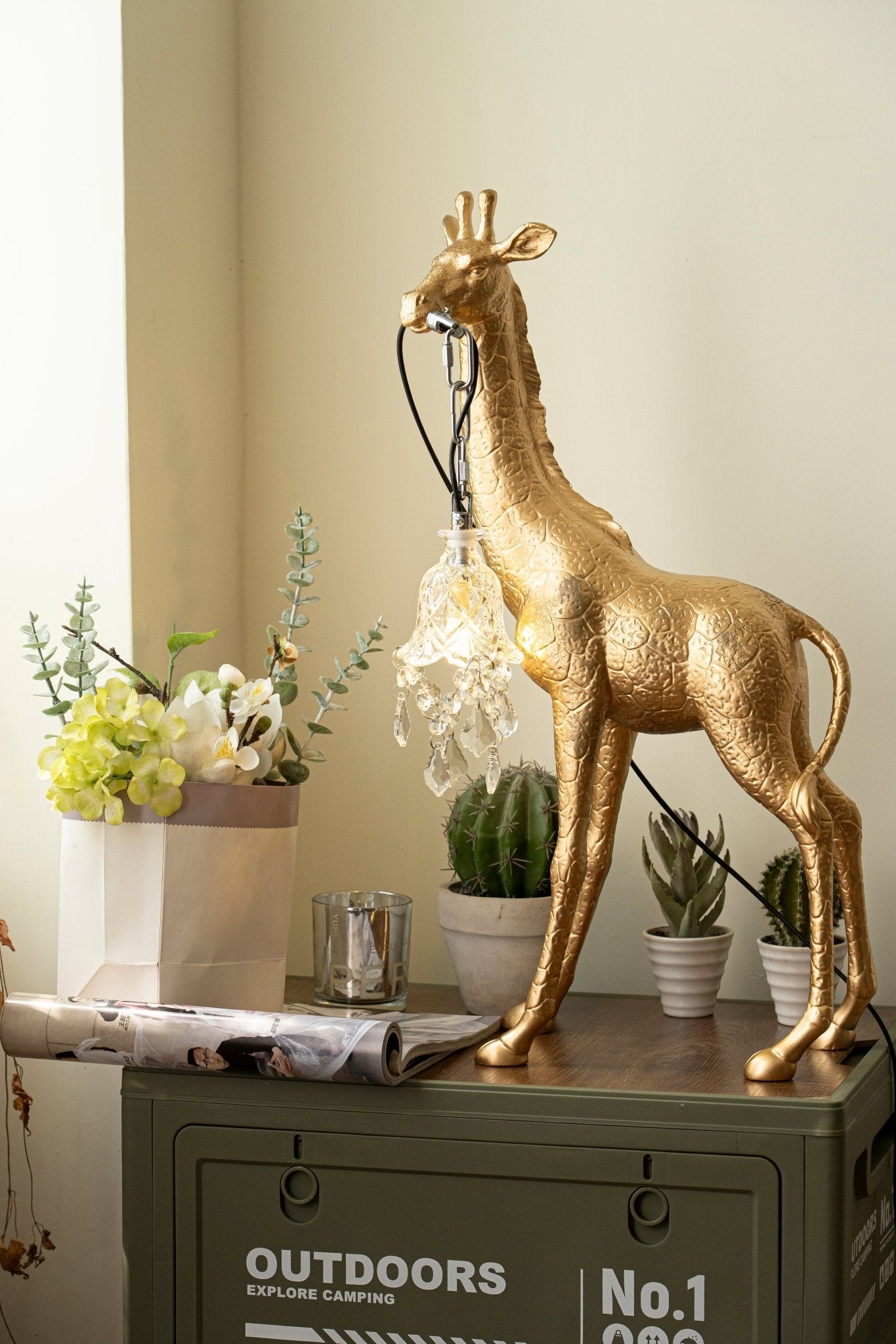 Giraffe Royale Sculpture Floor Lamp - Vakkerlight