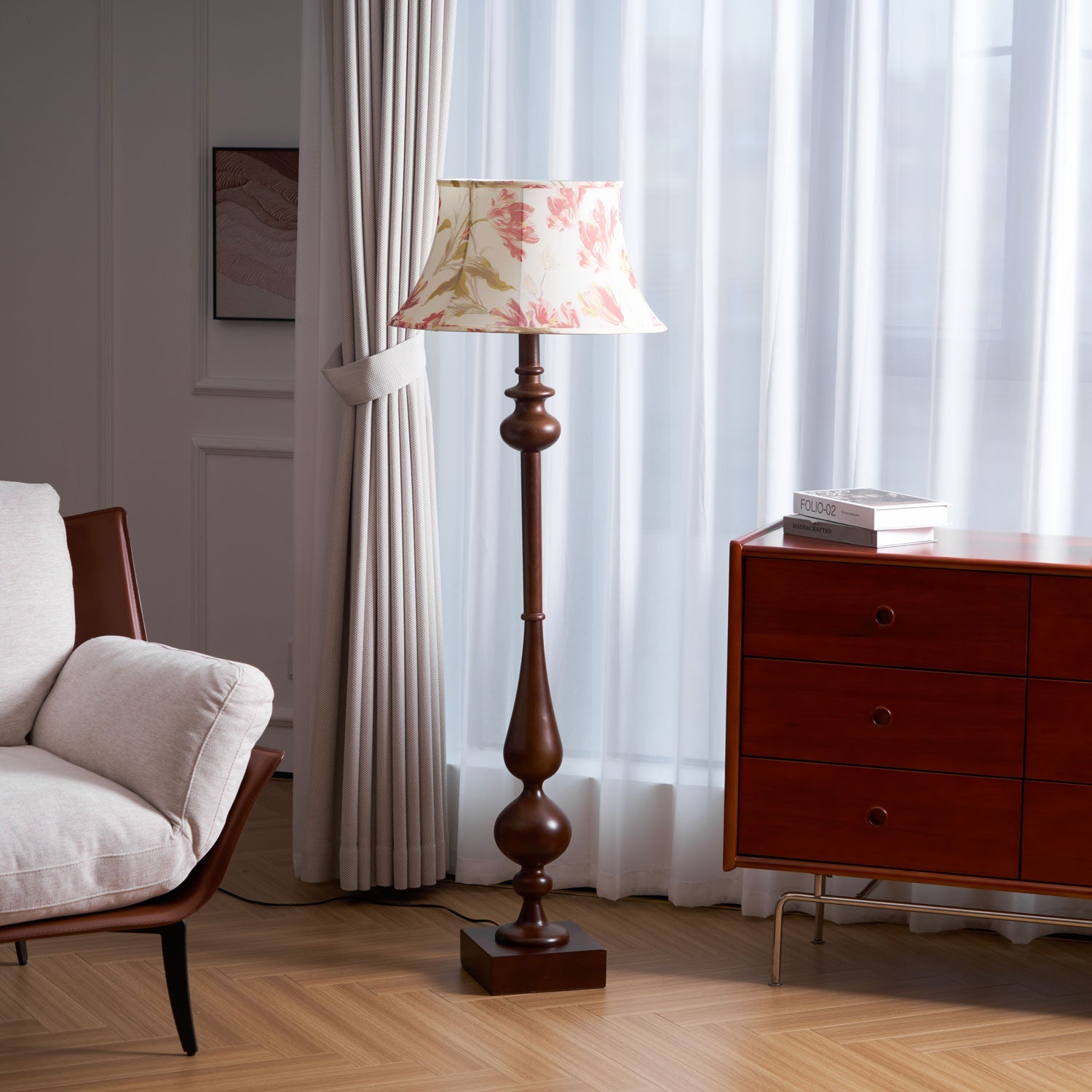 Victoria Floor Lamp - Blowlighting