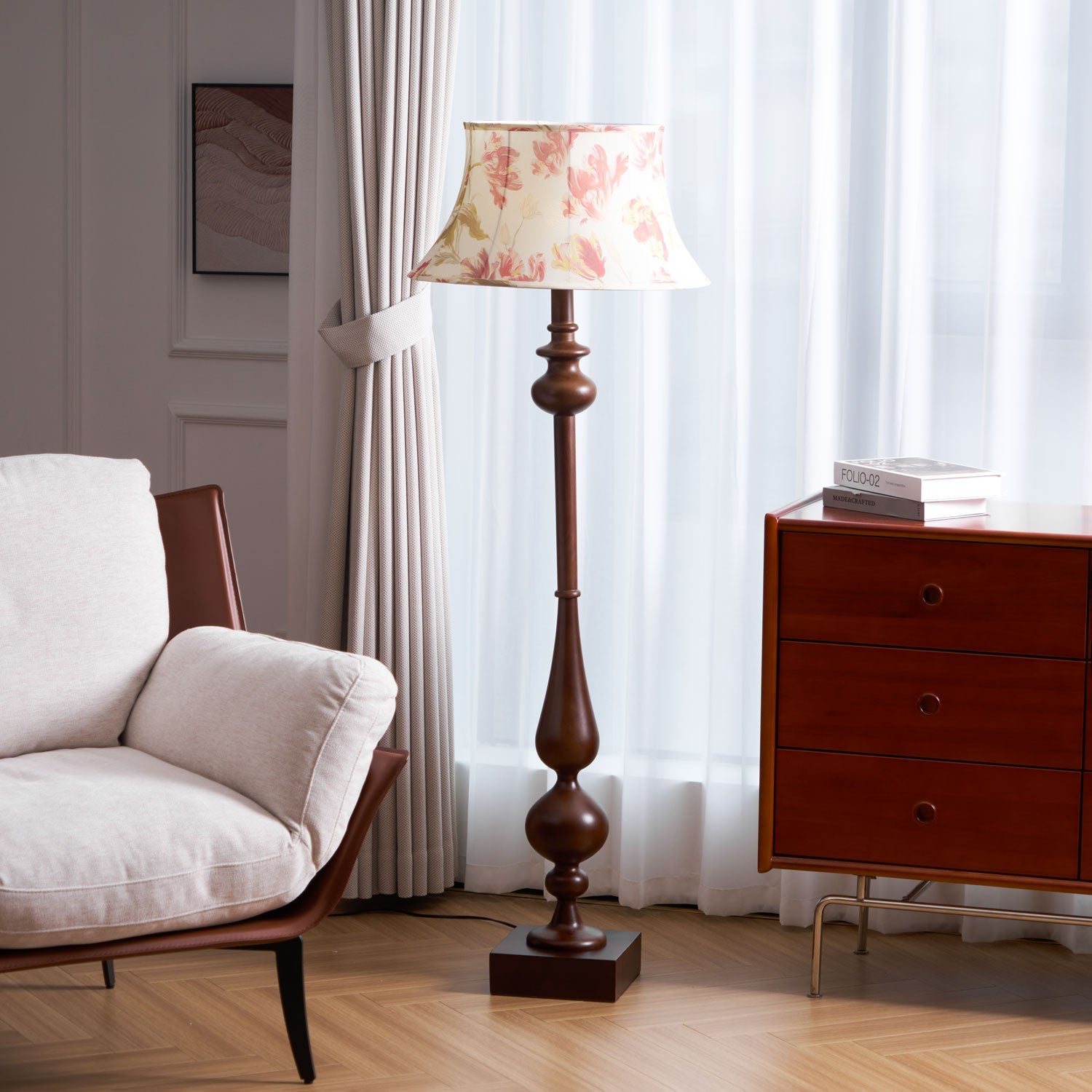 Victoria Floor Lamp - Blowlighting