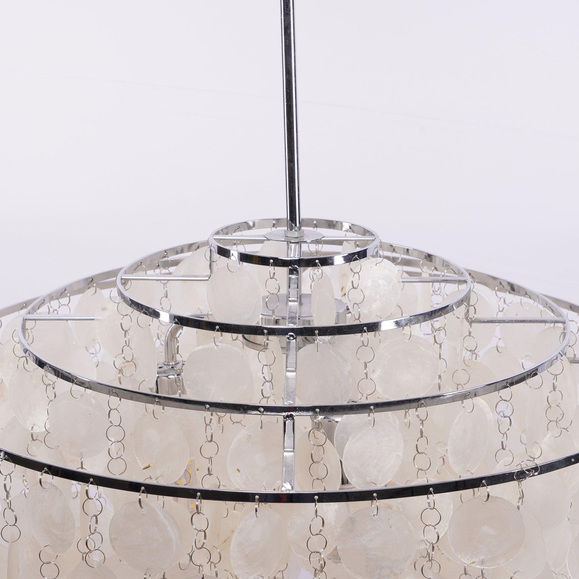 Round Shell Chandelier - Blowlighting