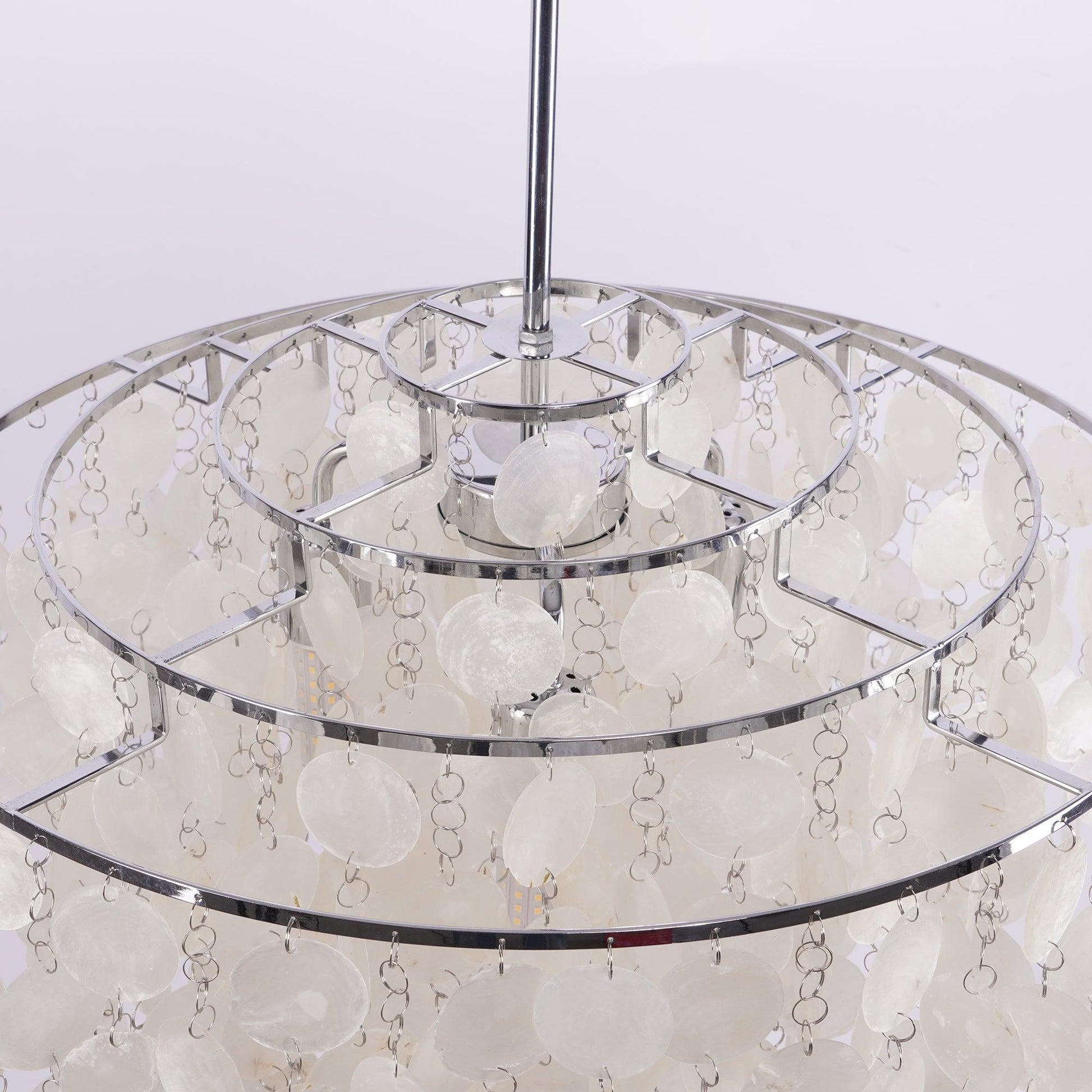 Round Shell Chandelier - Blowlighting