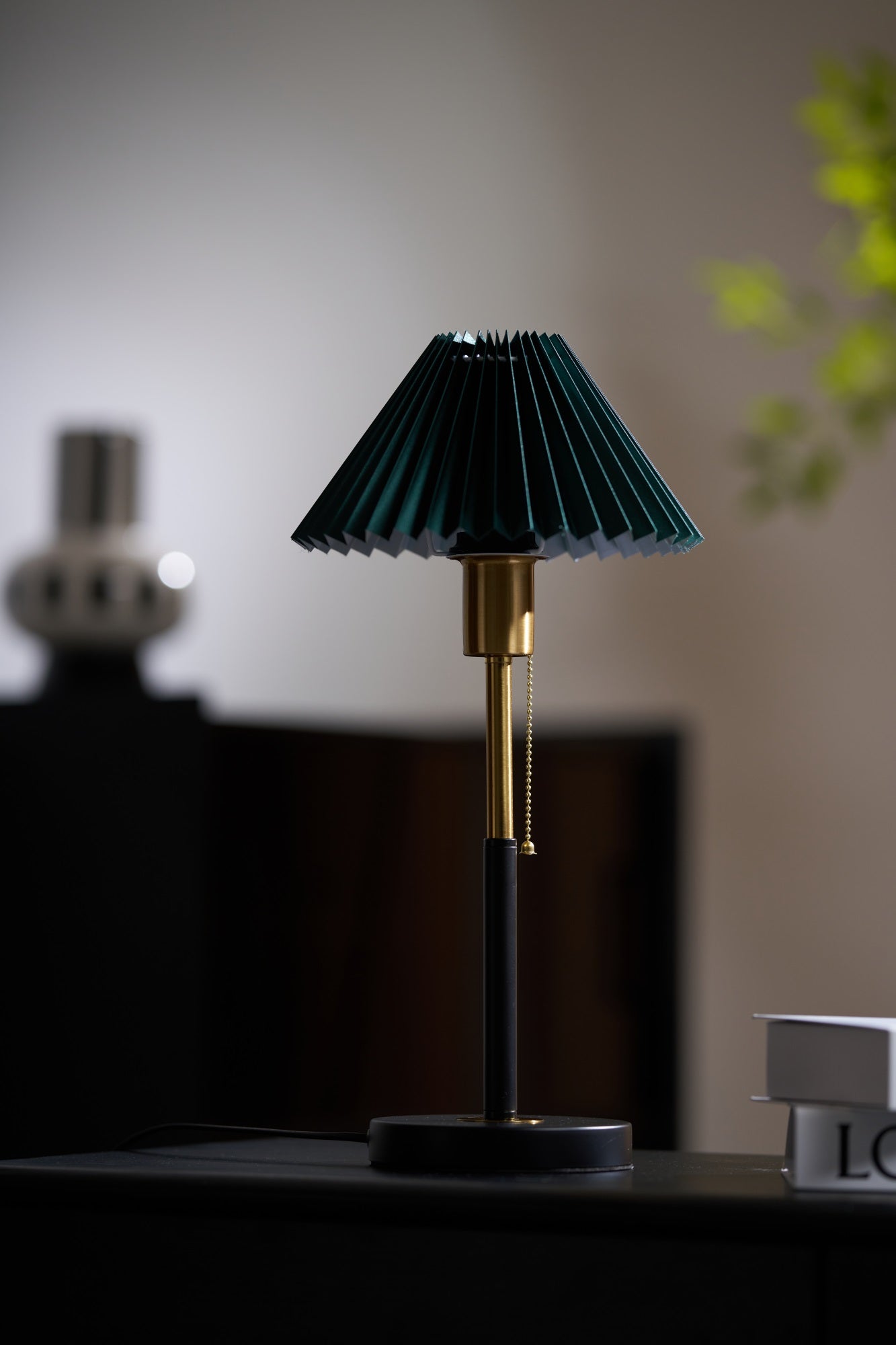 Lumi Pleated Table Lamp - Blowlighting