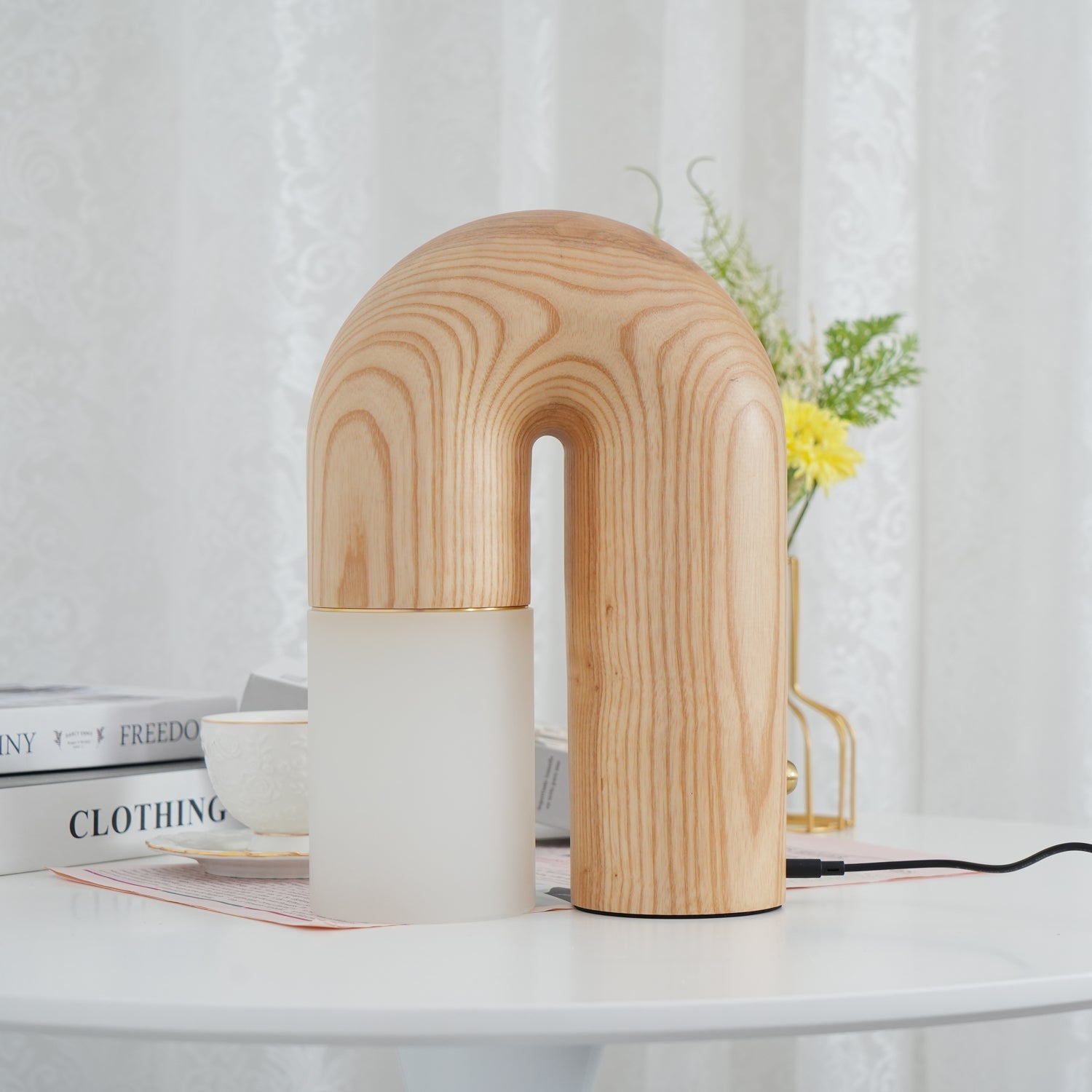 Arch Fashion Wood Table Lamp - Blowlighting