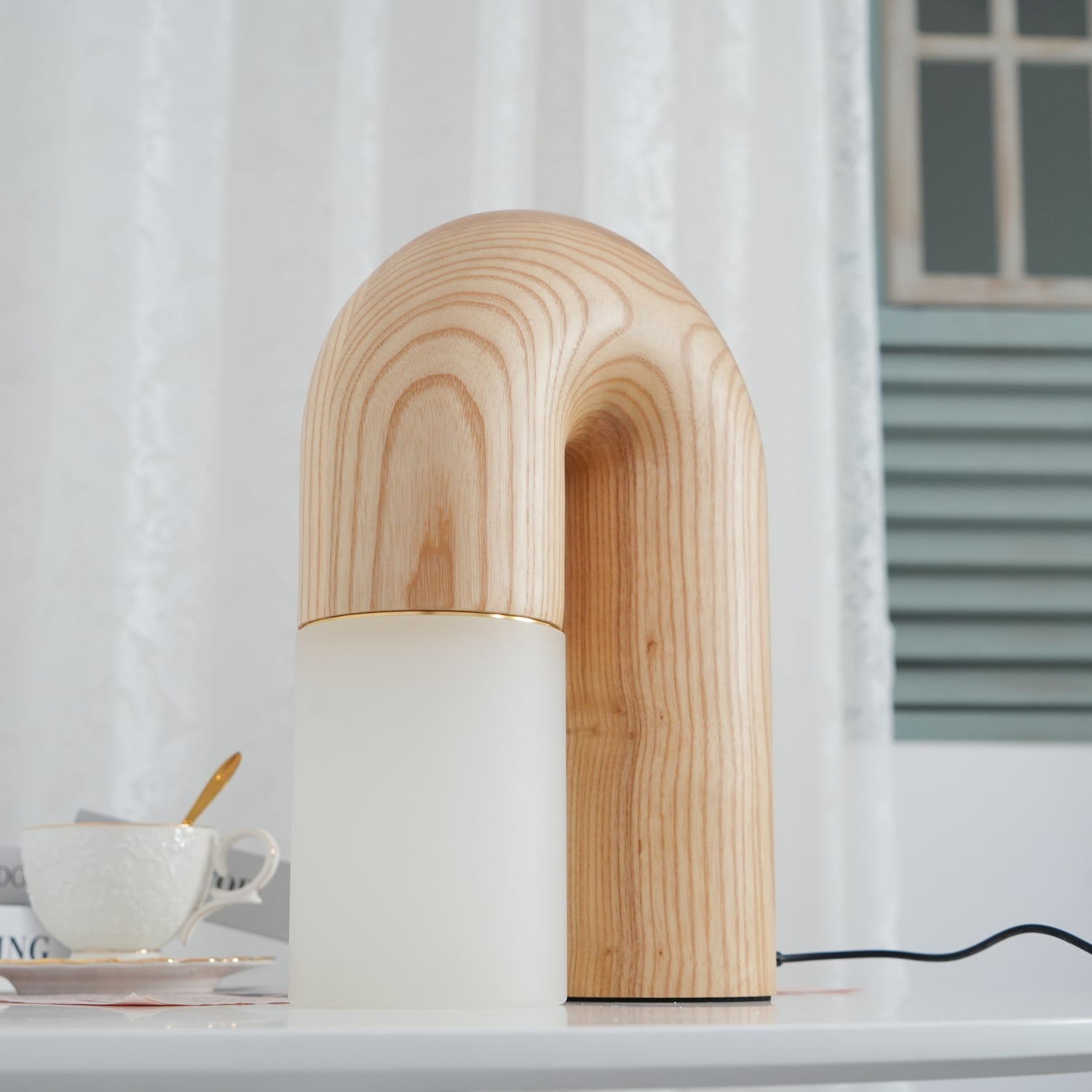 Arch Fashion Wood Table Lamp - Blowlighting