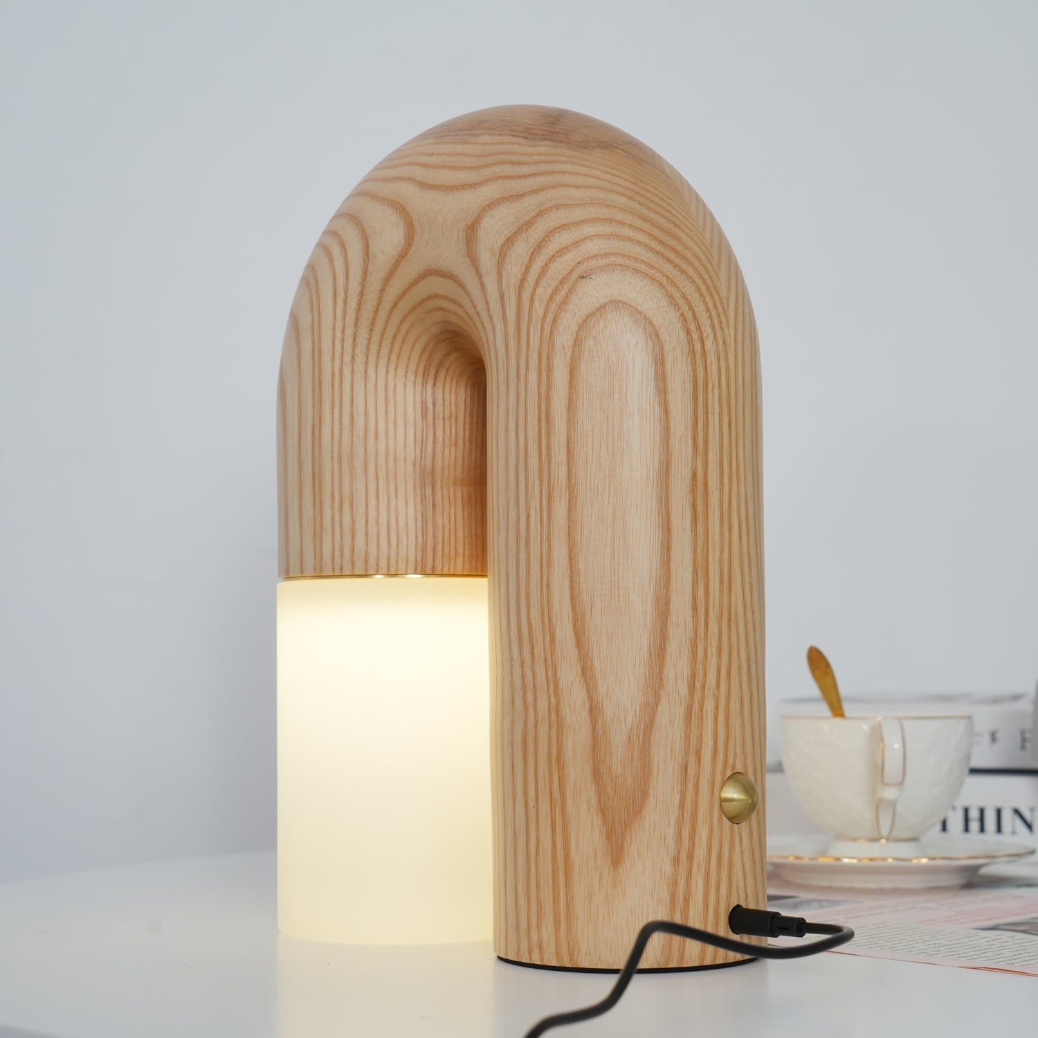 Arch Fashion Wood Table Lamp - Blowlighting