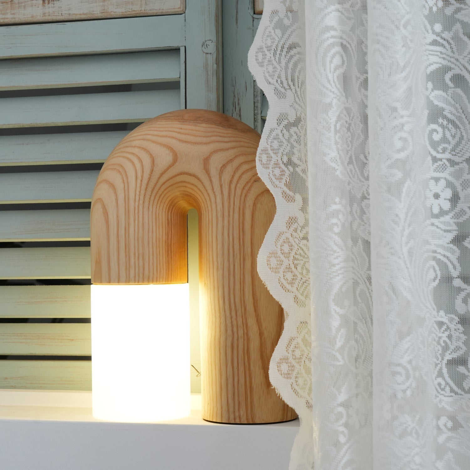 Arch Fashion Wood Table Lamp - Blowlighting