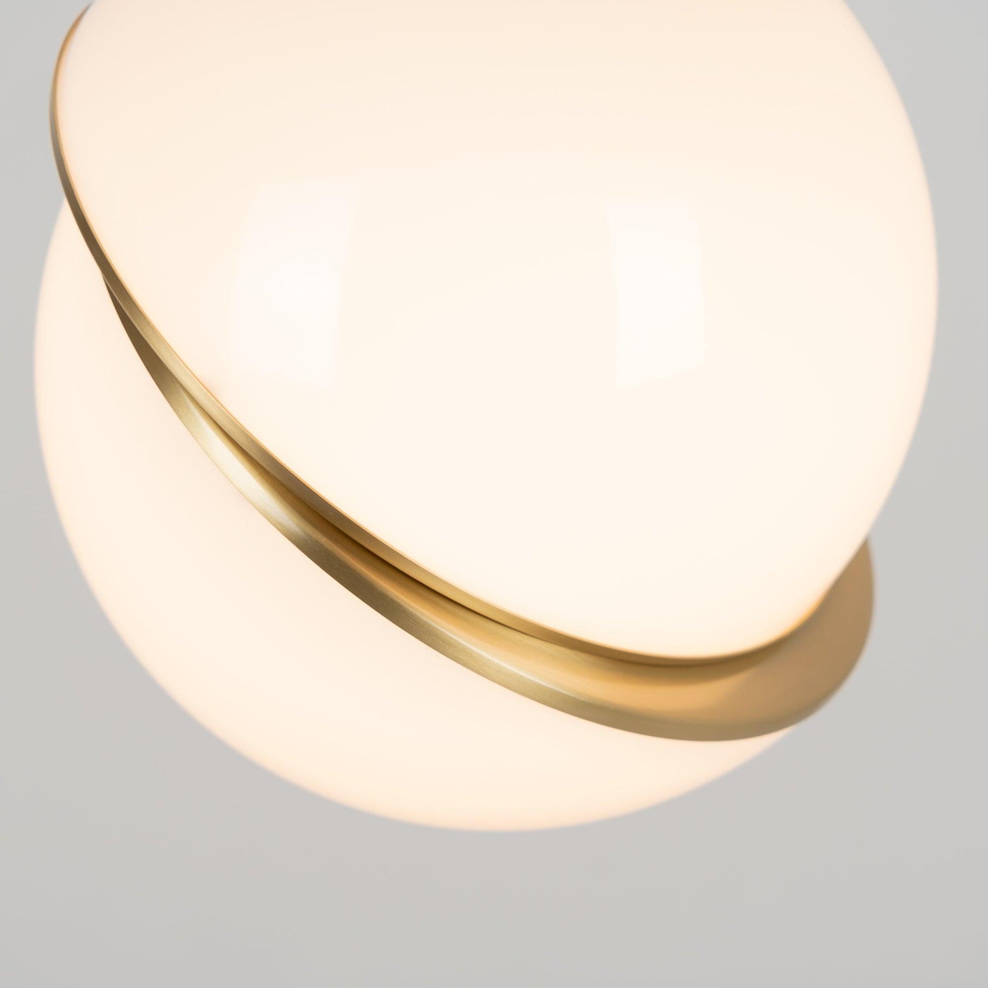 Crescent Pendant Lamp - Blowlighting
