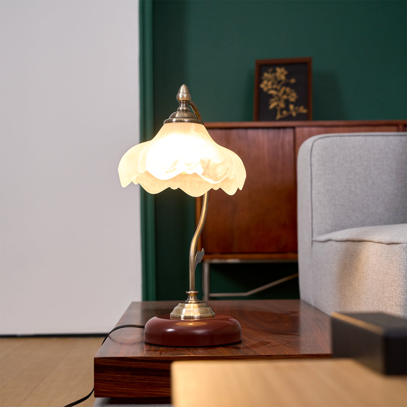 Retro Flower Table Lamp - Blowlighting