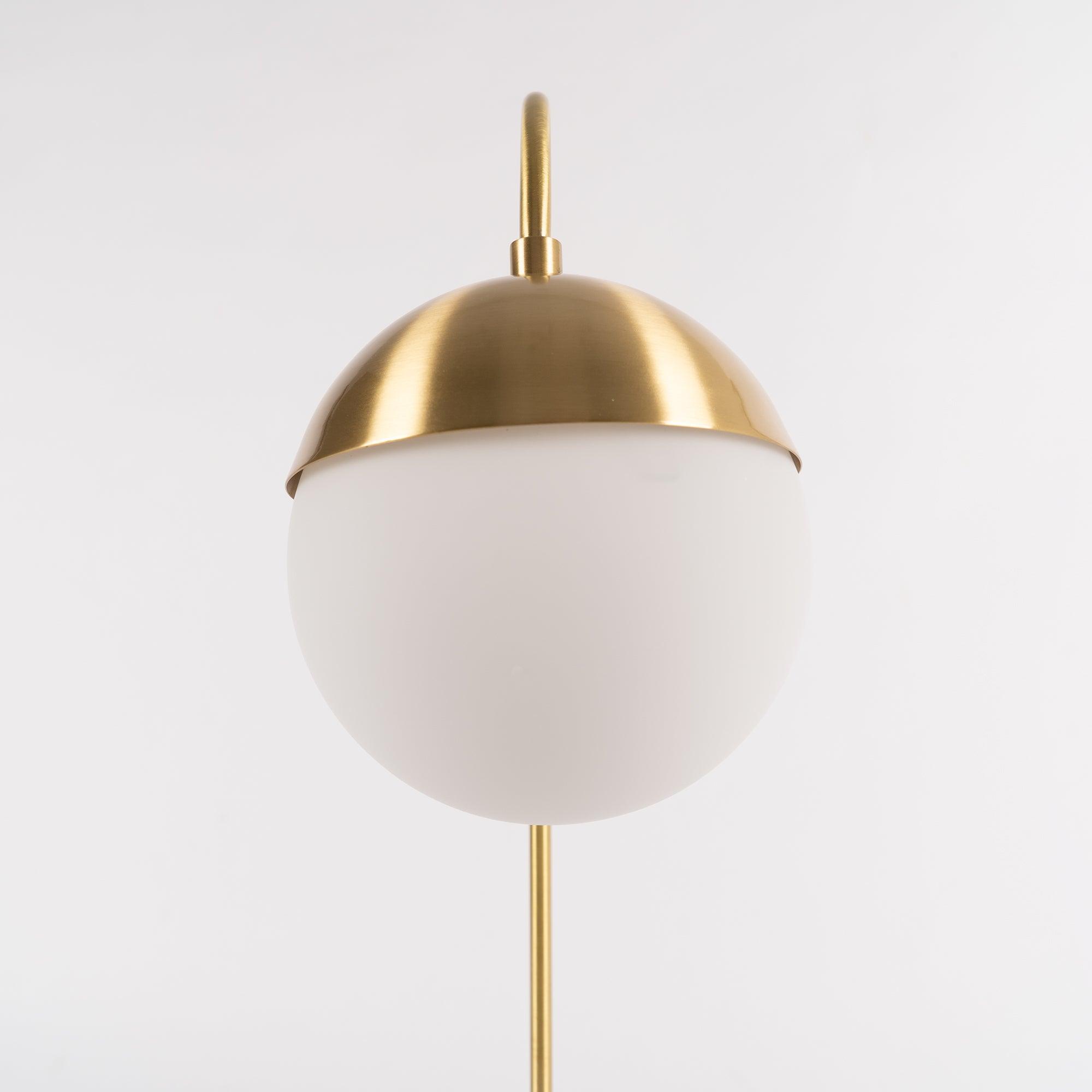Cedar Moss Table Lamp - Blowlighting