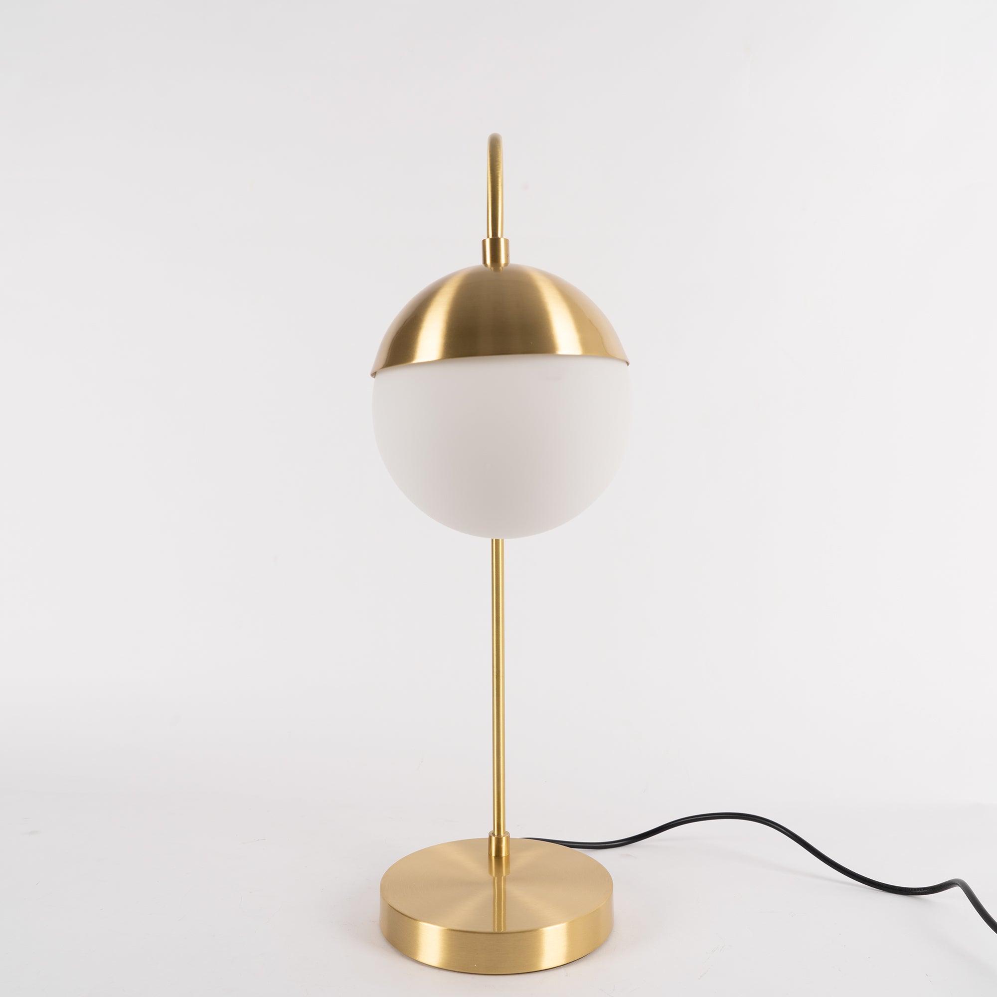 Cedar Moss Table Lamp - Blowlighting