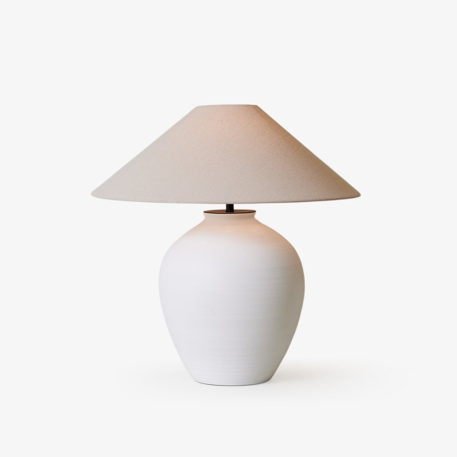 Aterra Ceramic Table Lamp - Blowlighting