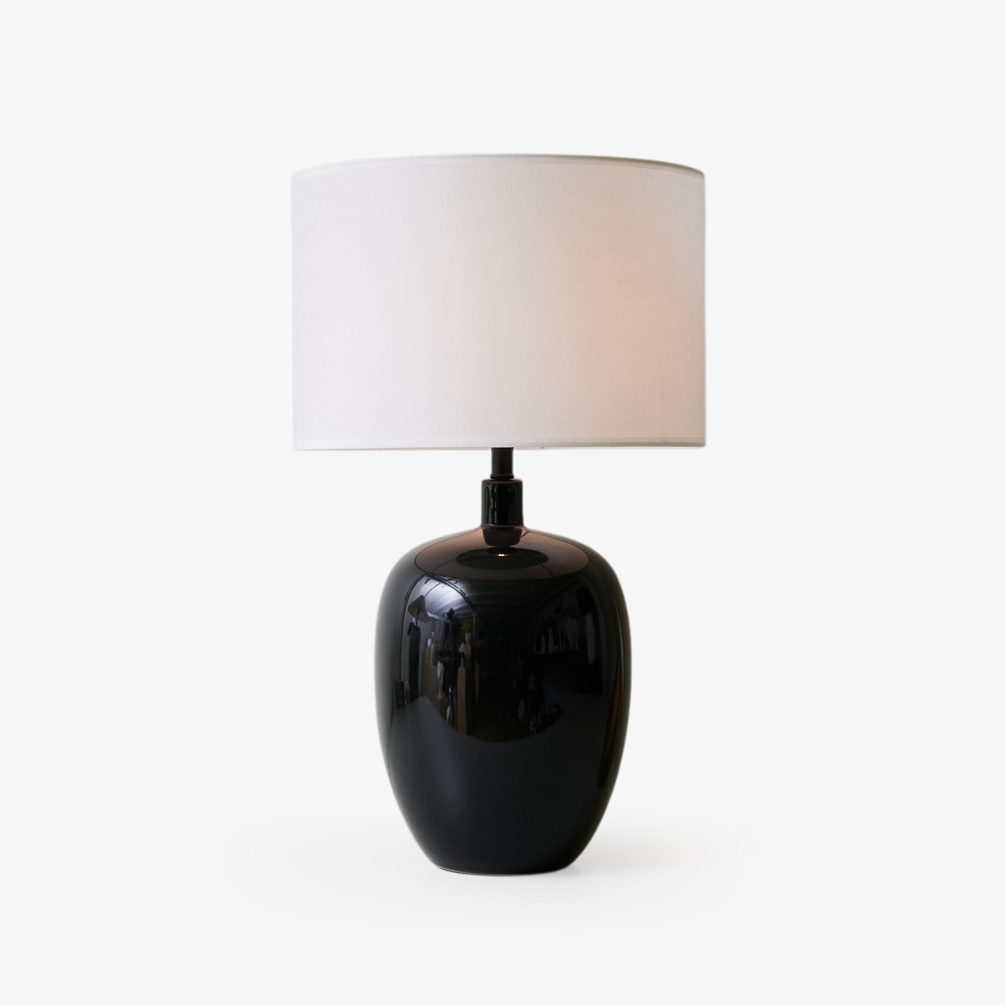 Noir Gloss Table Lamp - Blowlighting