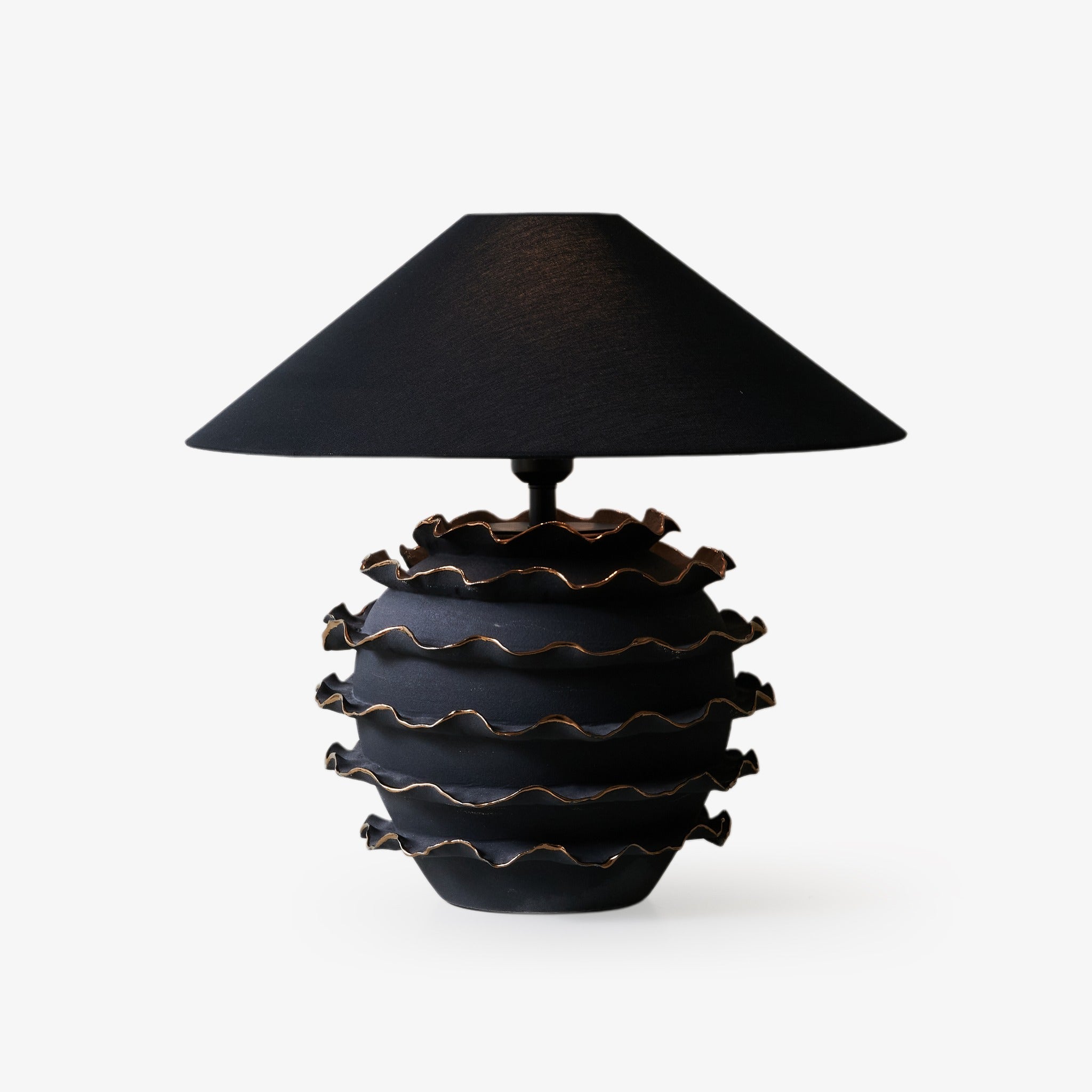 Eclipse Ruffle Table Lamp - Blowlighting
