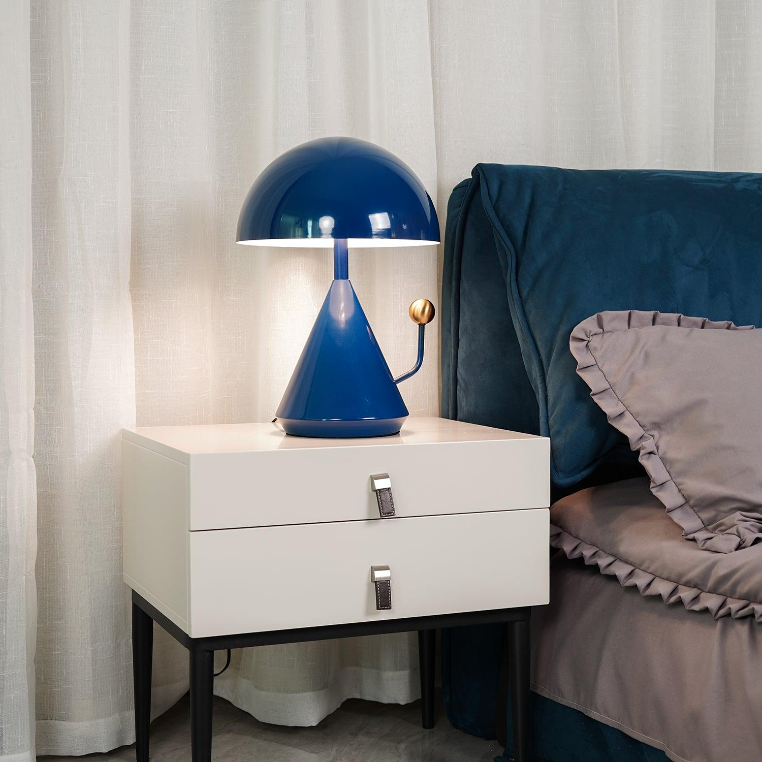 Dali Divina Desk Lamp - Blowlighting