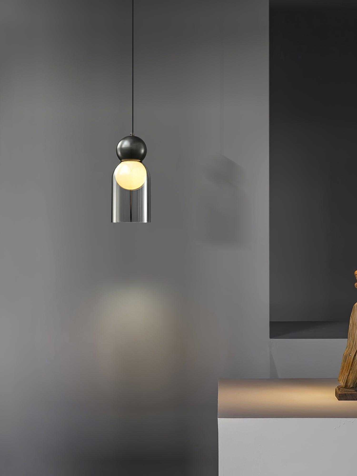 Dani Brass Pendant Lamp - Blowlighting