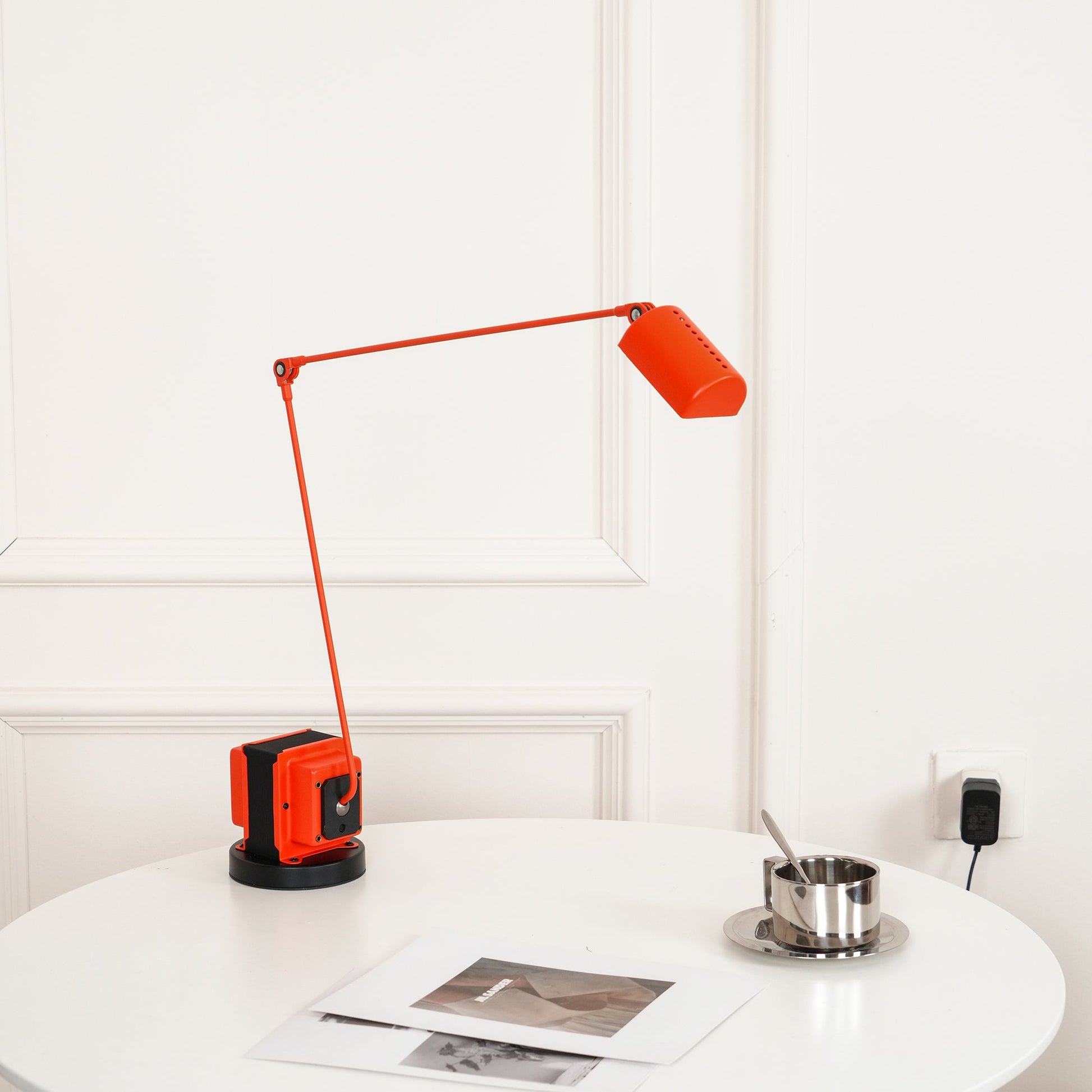 Dynamo Table Lamp - Blowlighting