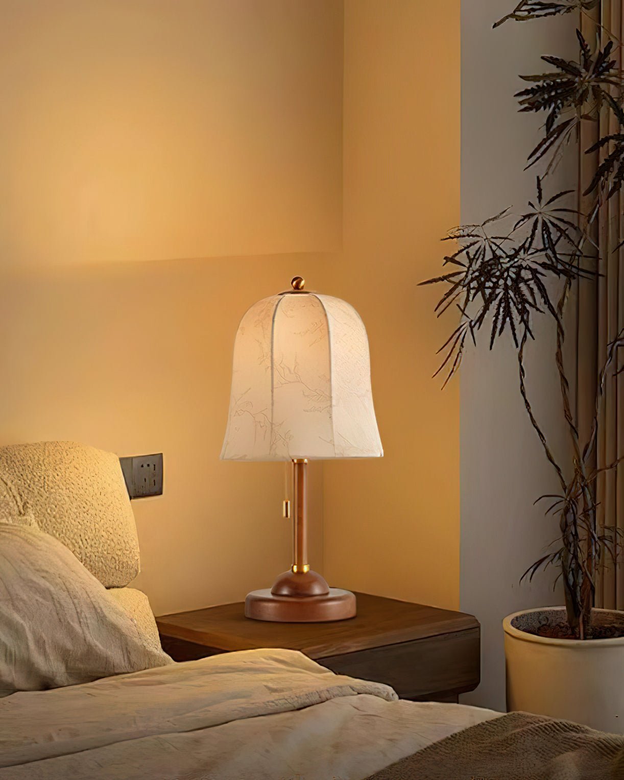 Daphne Table Lamp - Blowlighting