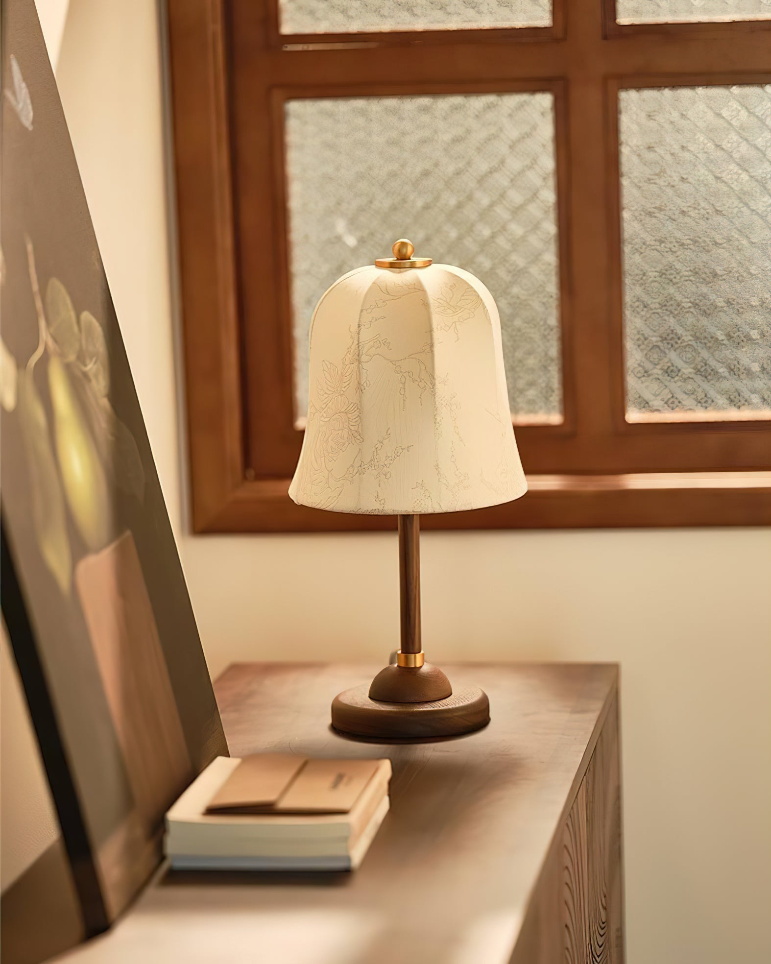 Daphne Table Lamp - Blowlighting