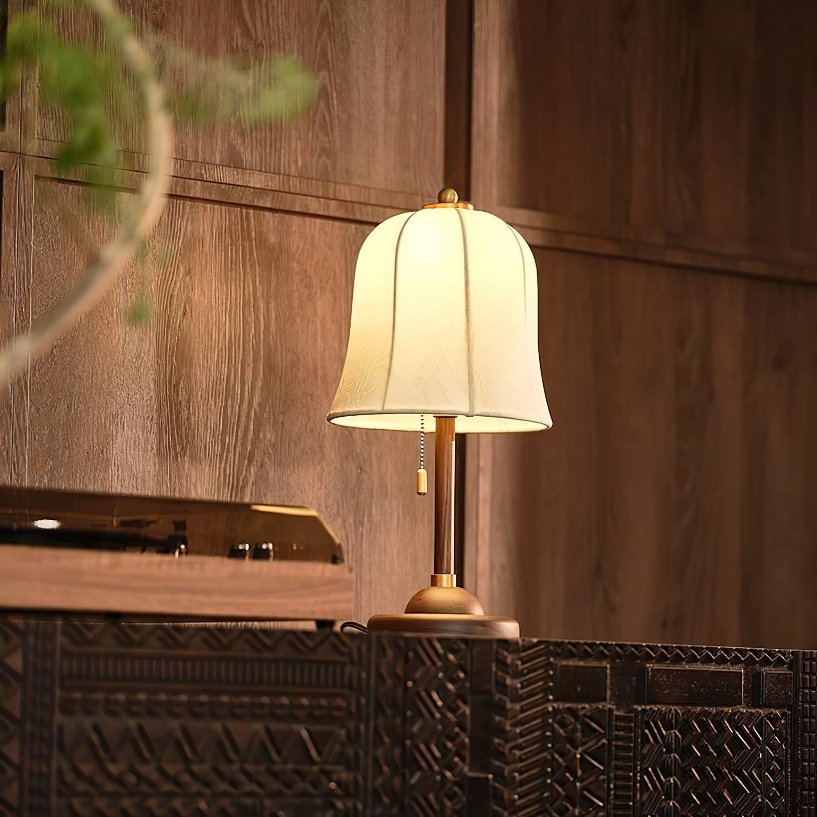 Daphne Table Lamp - Blowlighting