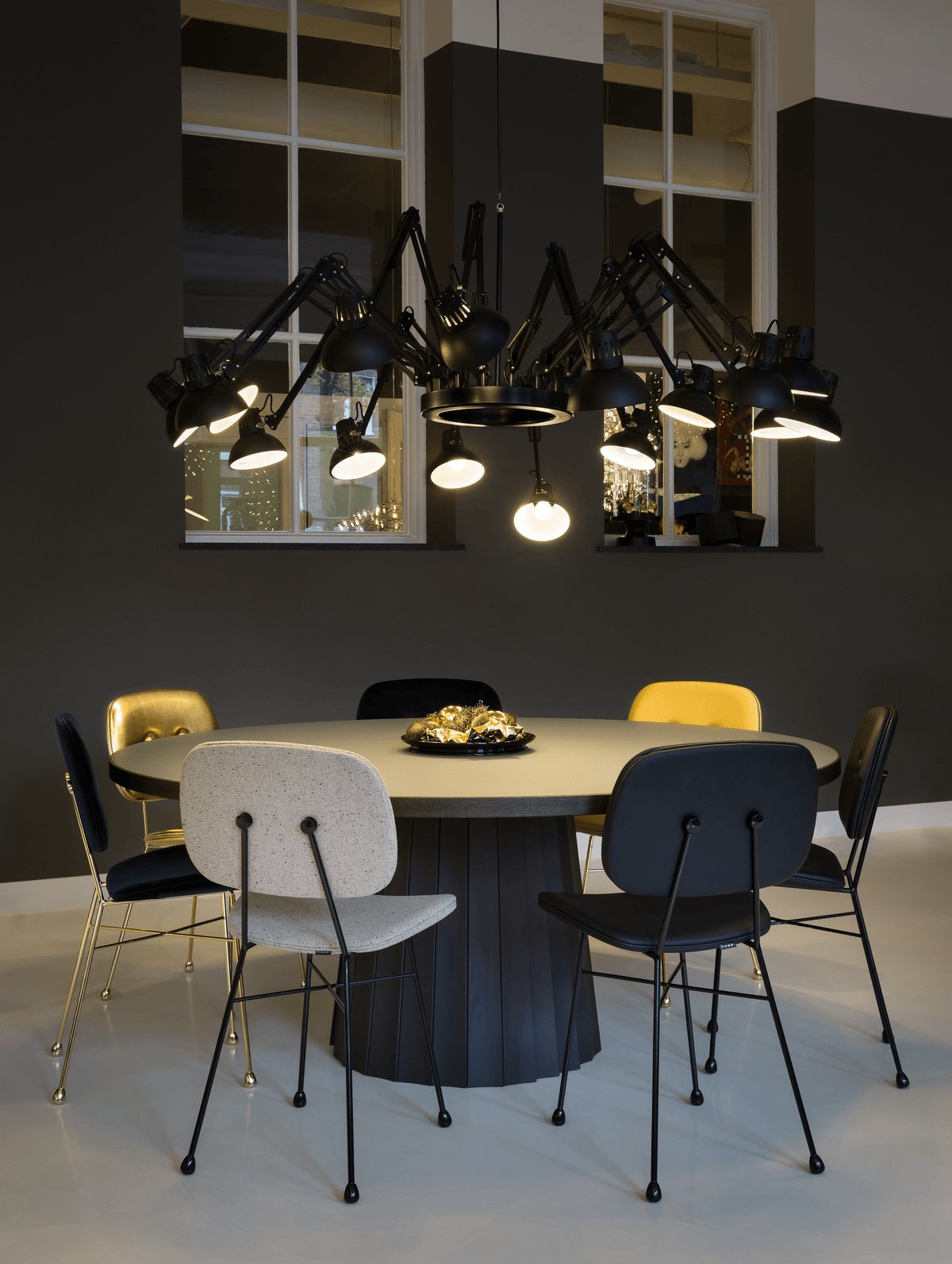 Dear Ingo Chandelier - Blowlighting