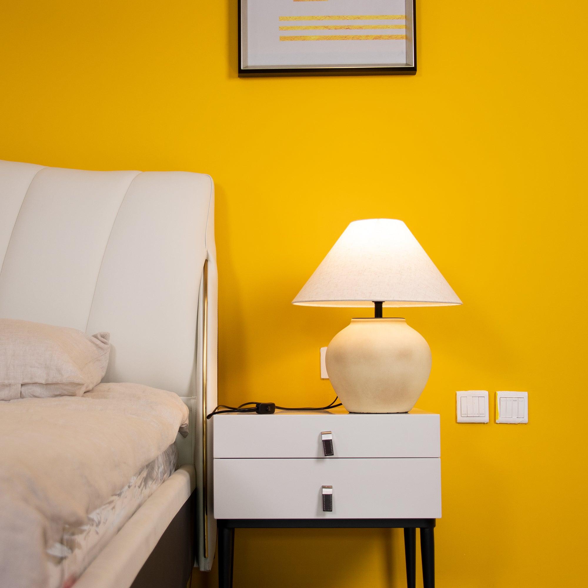Decker Table Lamp - Blowlighting