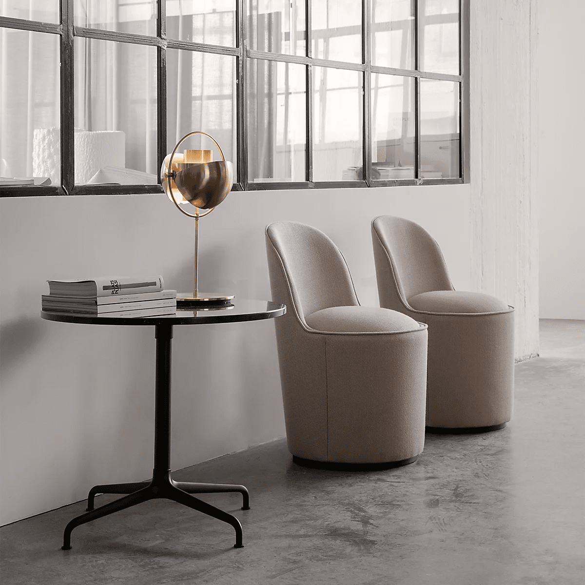Charles Modern Metal Table Lamp - Blowlighting