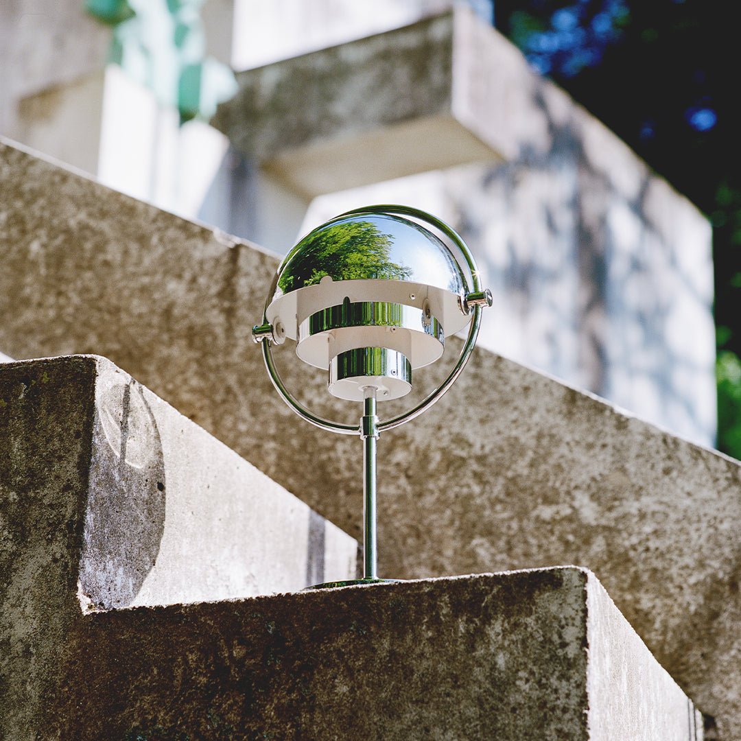 Charles Modern Metal Table Lamp - Blowlighting