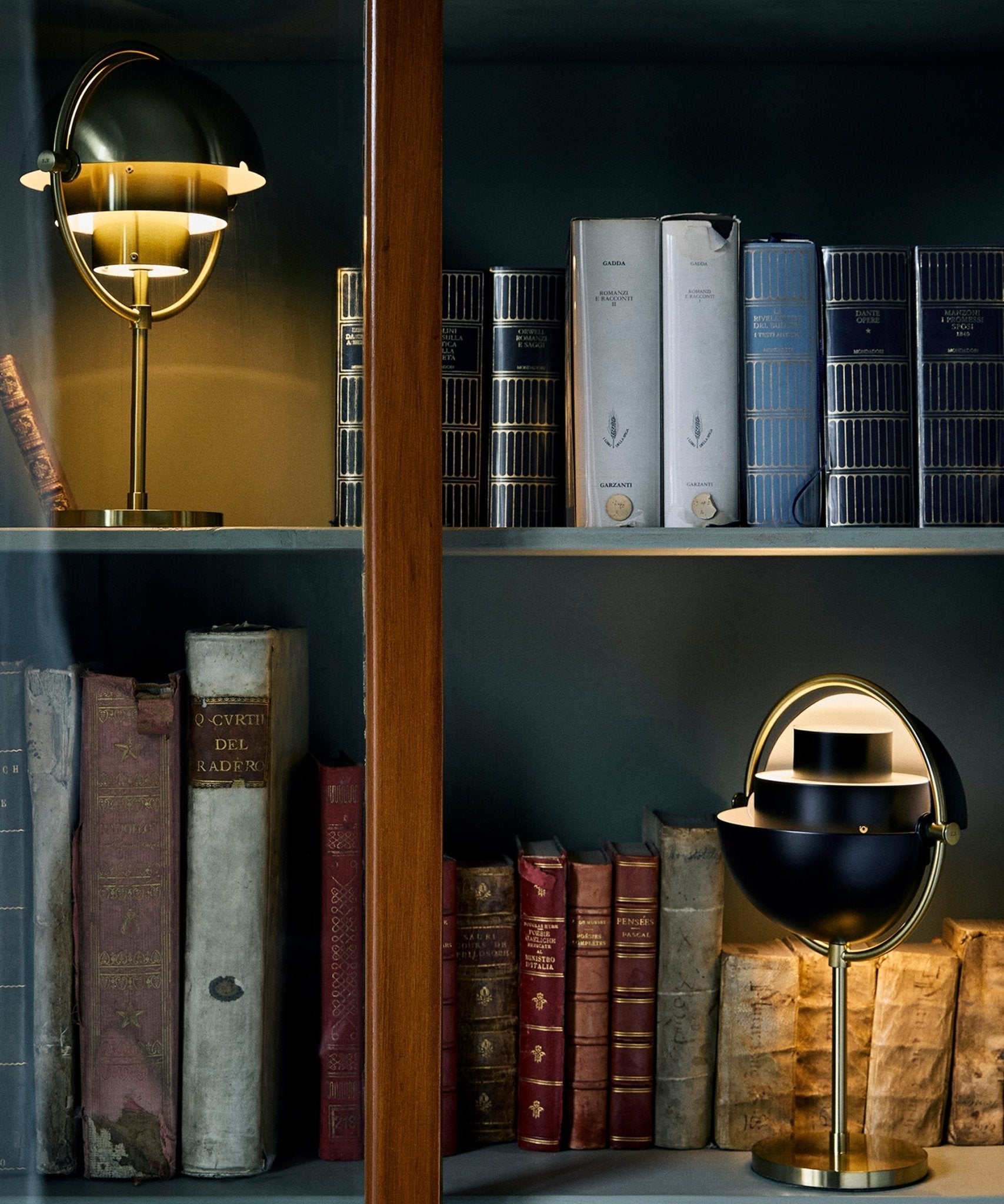 Charles Modern Metal Table Lamp - Blowlighting