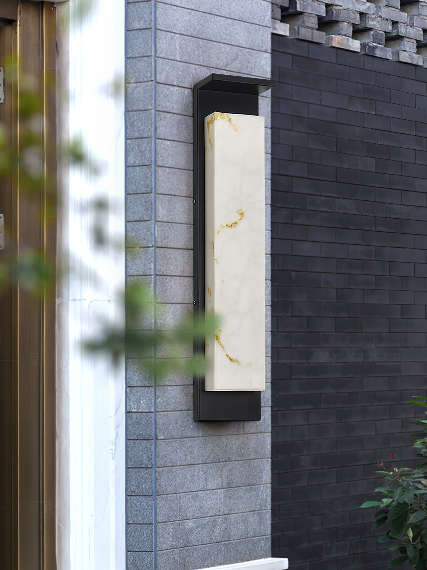 Delaney Outdoor Wall Light - Blowlighting