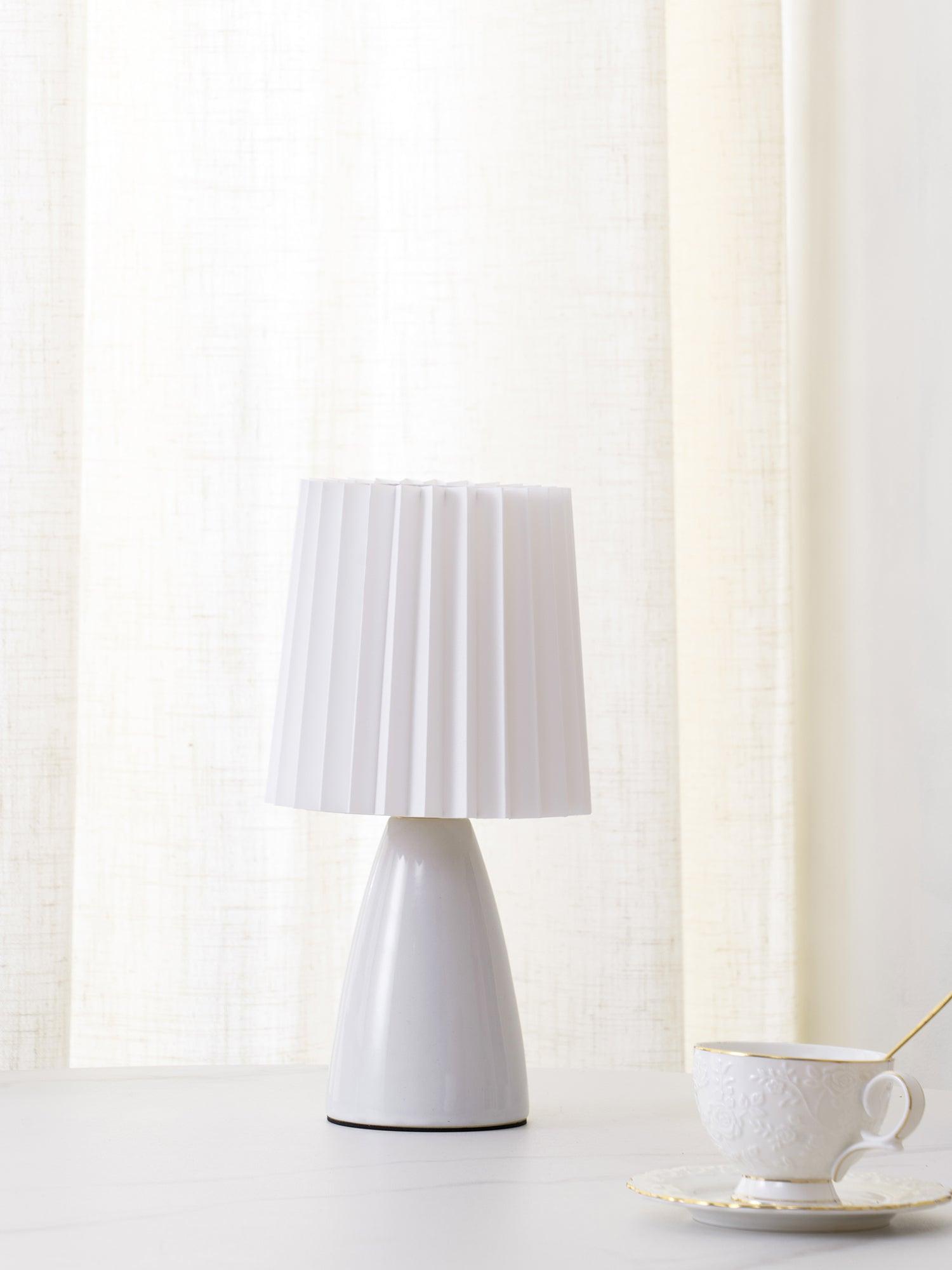 Delilah Table Lamp - Blowlighting