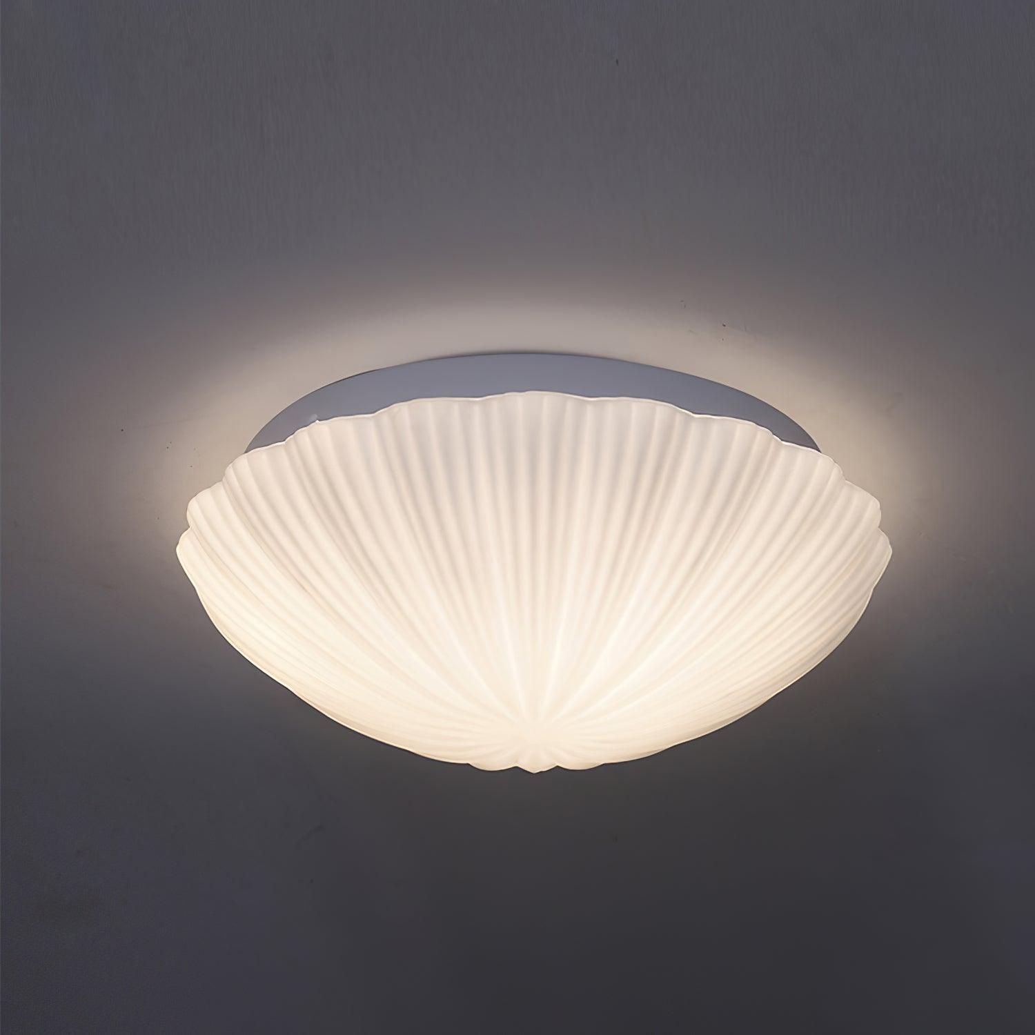 Devan Seashell Ceiling Lamp - Blowlighting