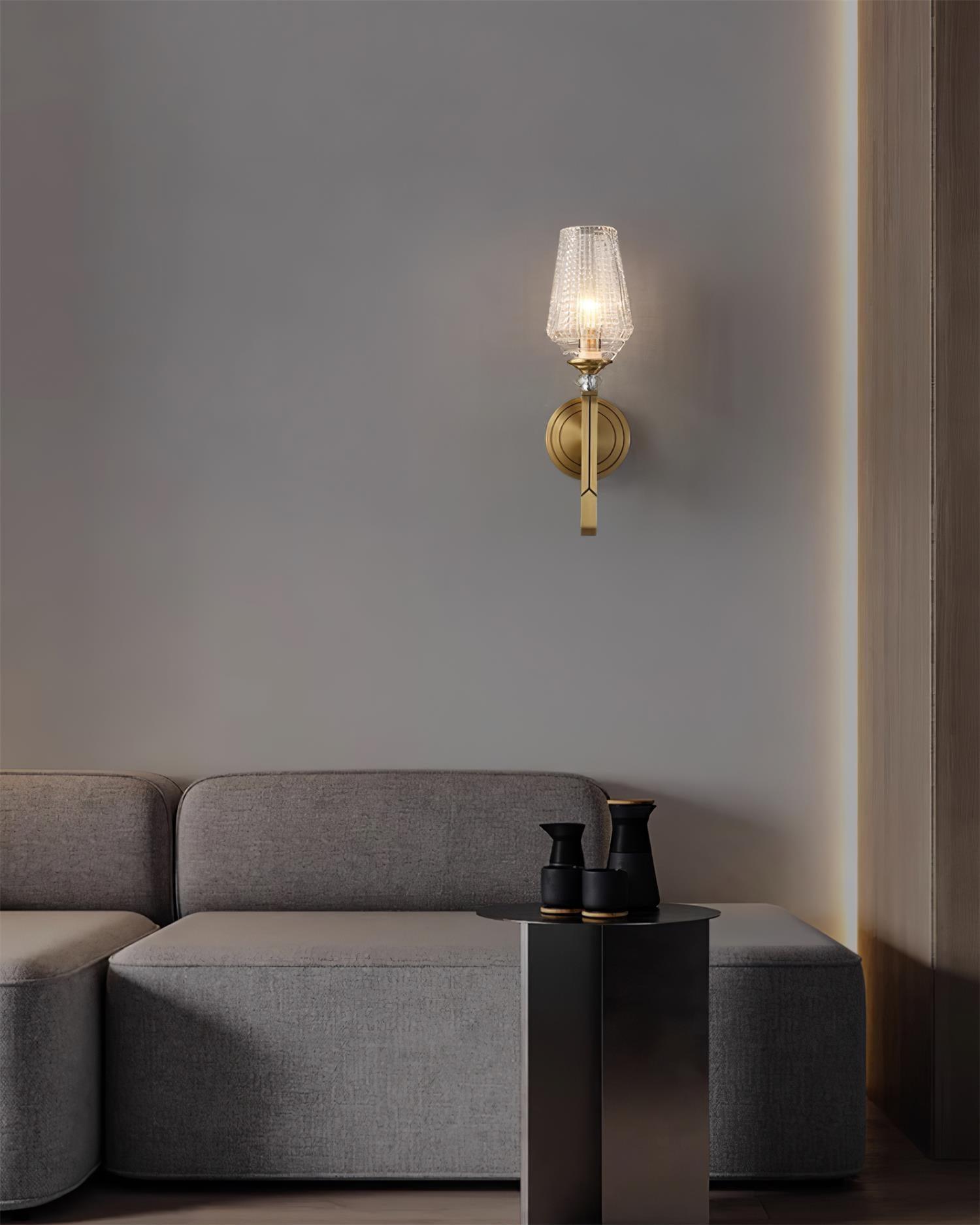 Devora Brass Wall Lamp - Blowlighting