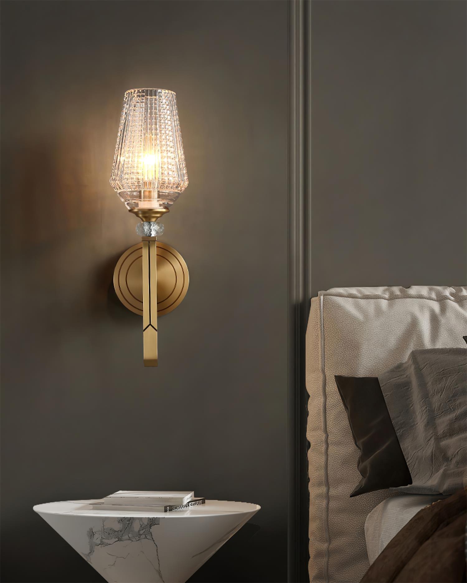 Devora Brass Wall Lamp - Blowlighting