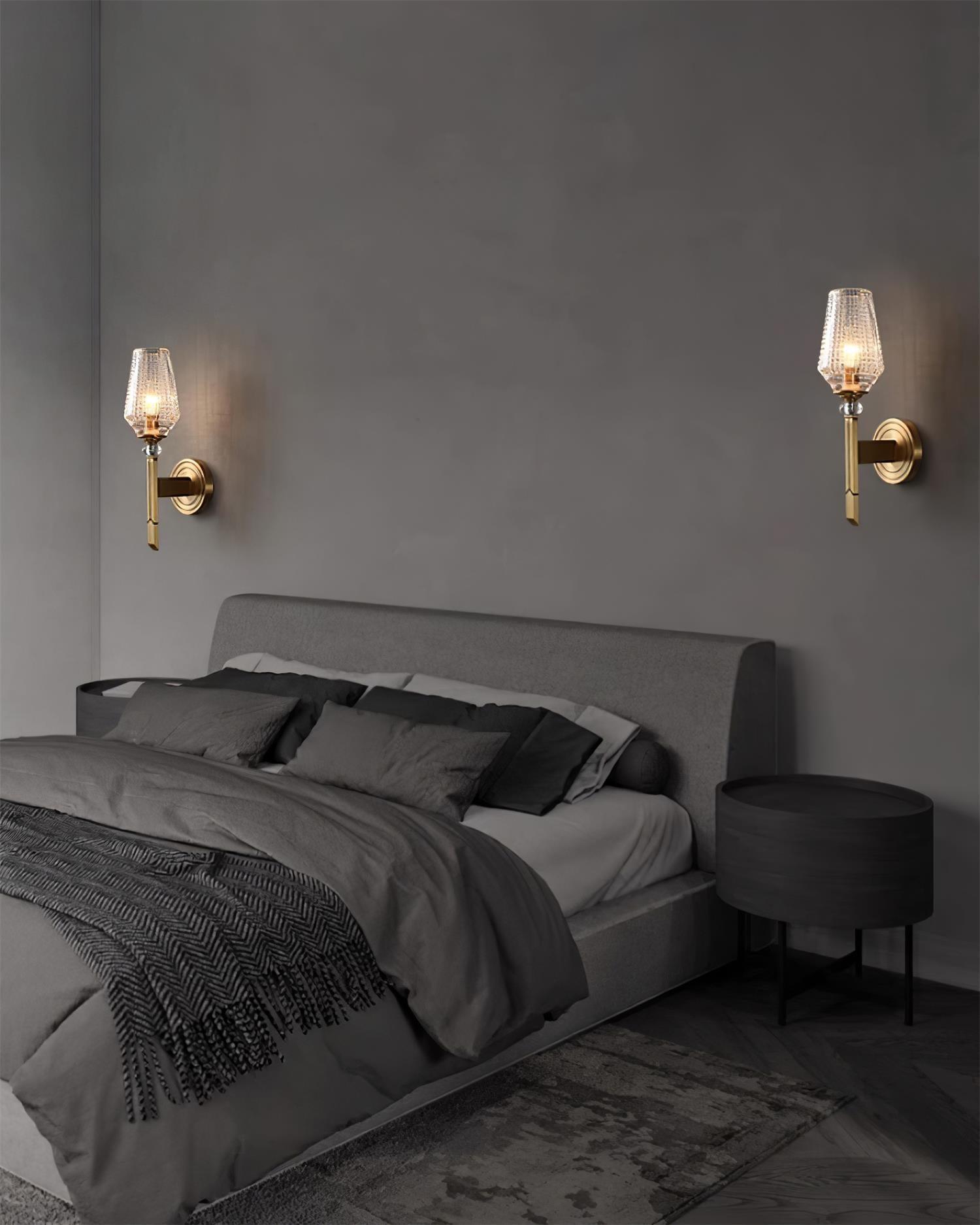 Devora Brass Wall Lamp - Blowlighting