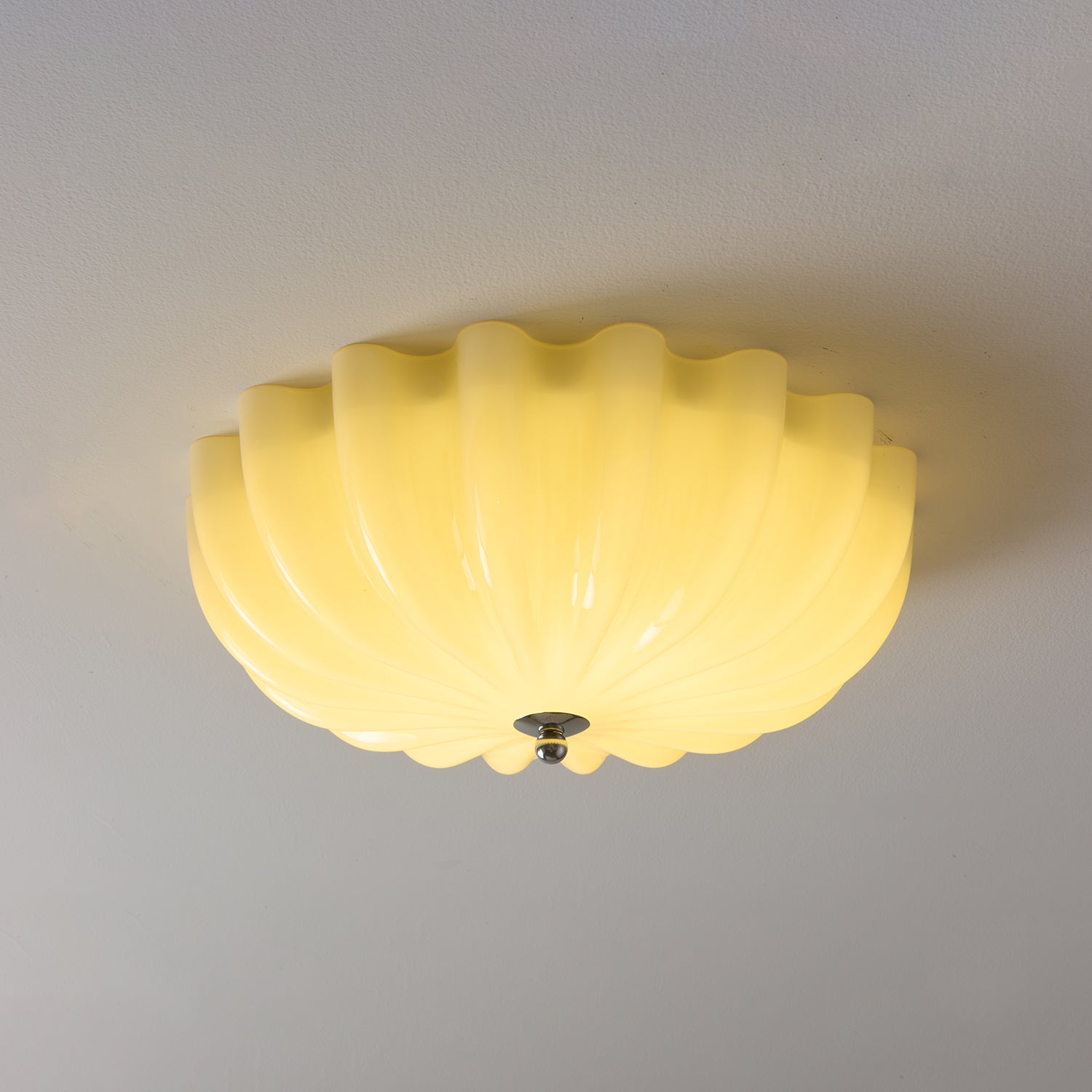 Dewdrop Shell Ceiling Light - Blowlighting