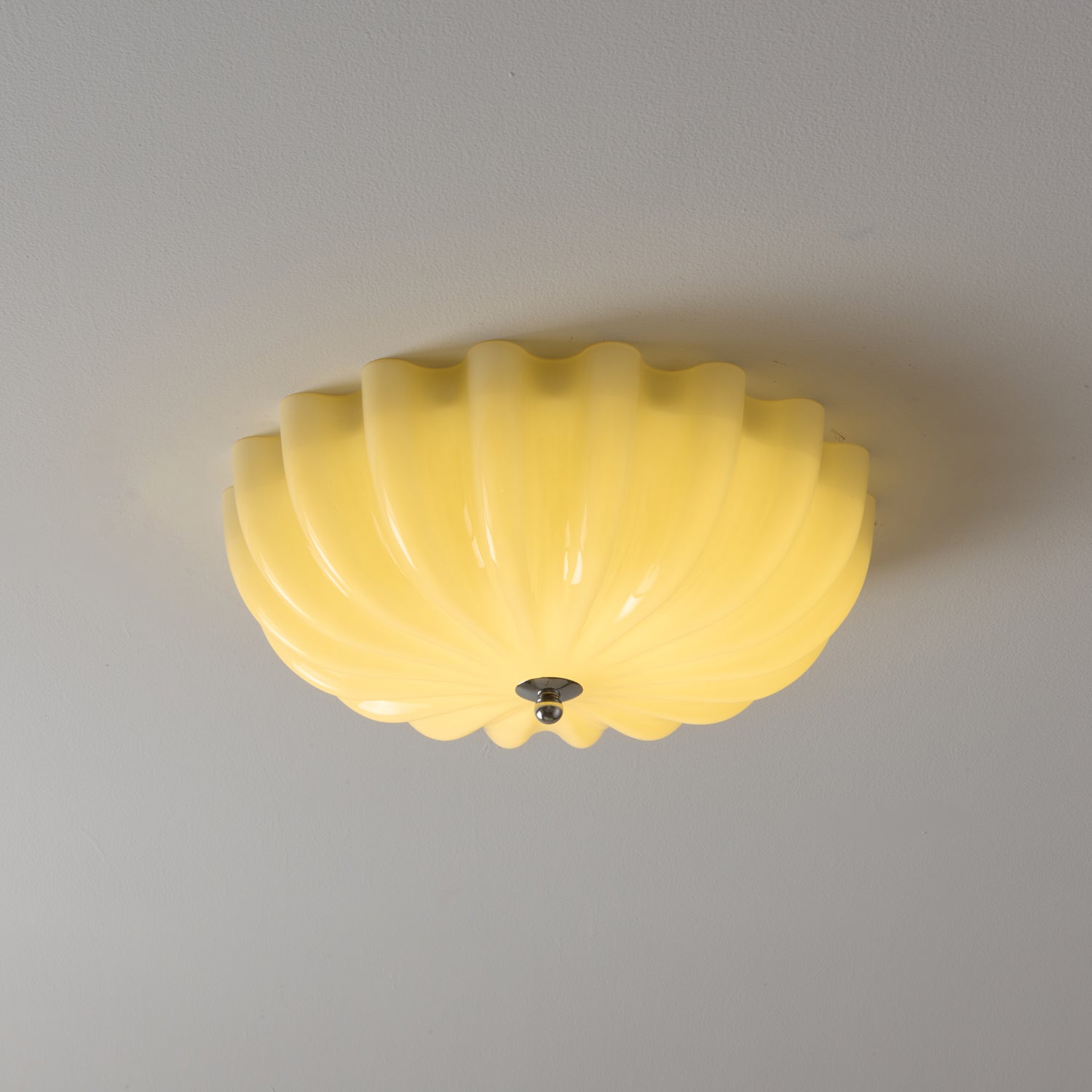 Dewdrop Shell Ceiling Light - Blowlighting