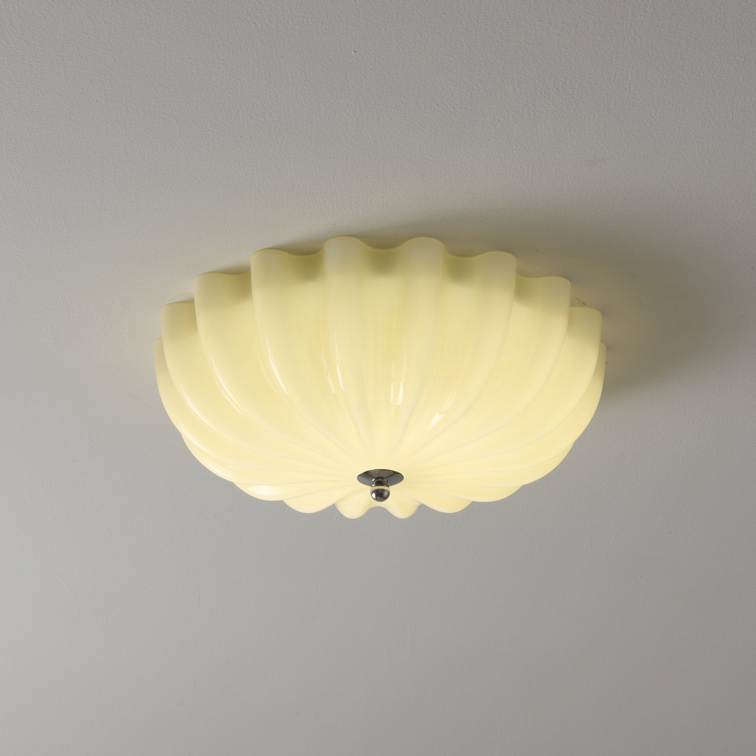 Dewdrop Shell Ceiling Light - Blowlighting
