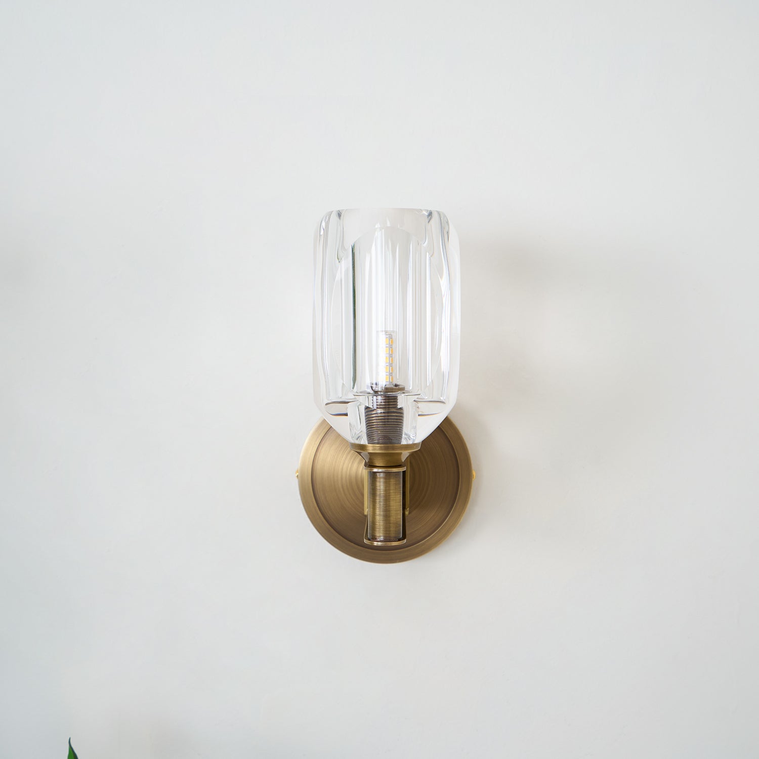 Diamond Crystal Sconce - Blowlighting