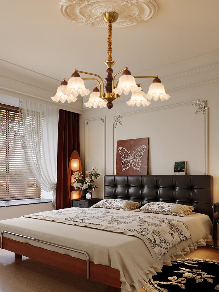 Dioris Chandelier - Blowlighting