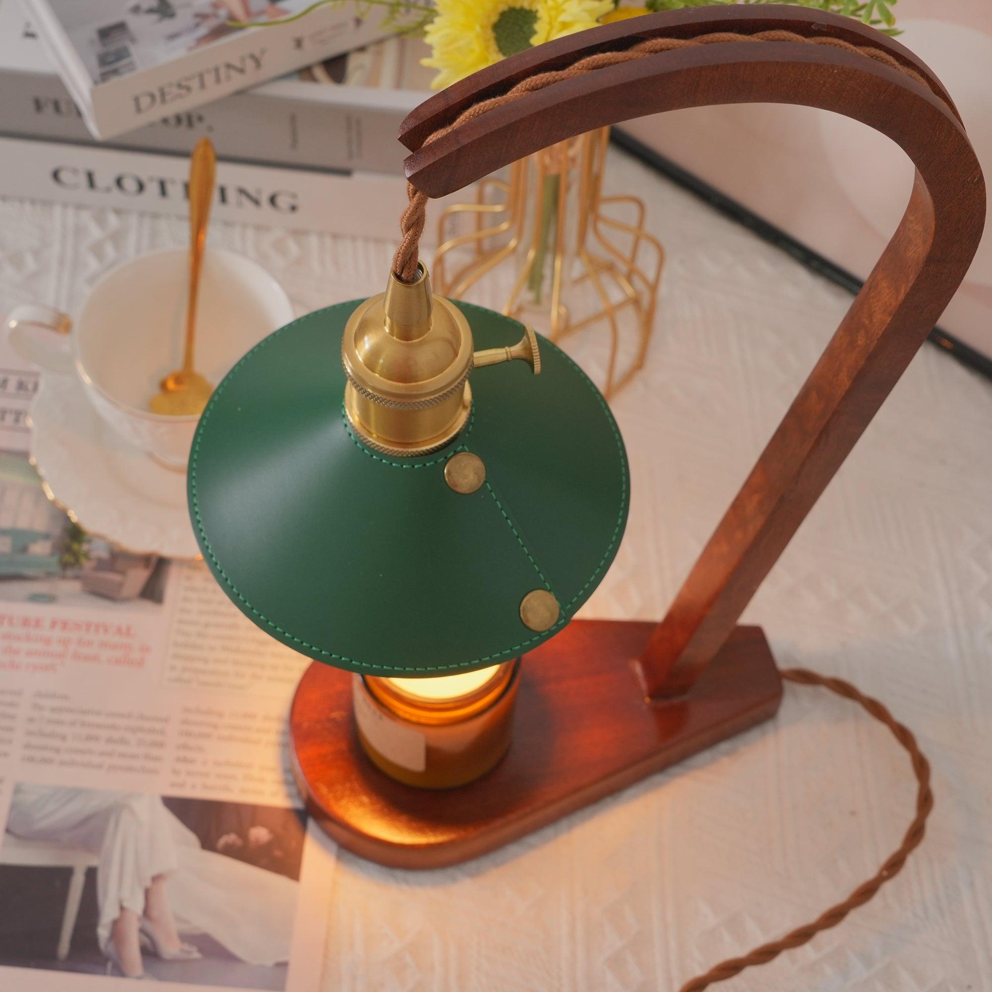 Diosa Table Lamp - Blowlighting