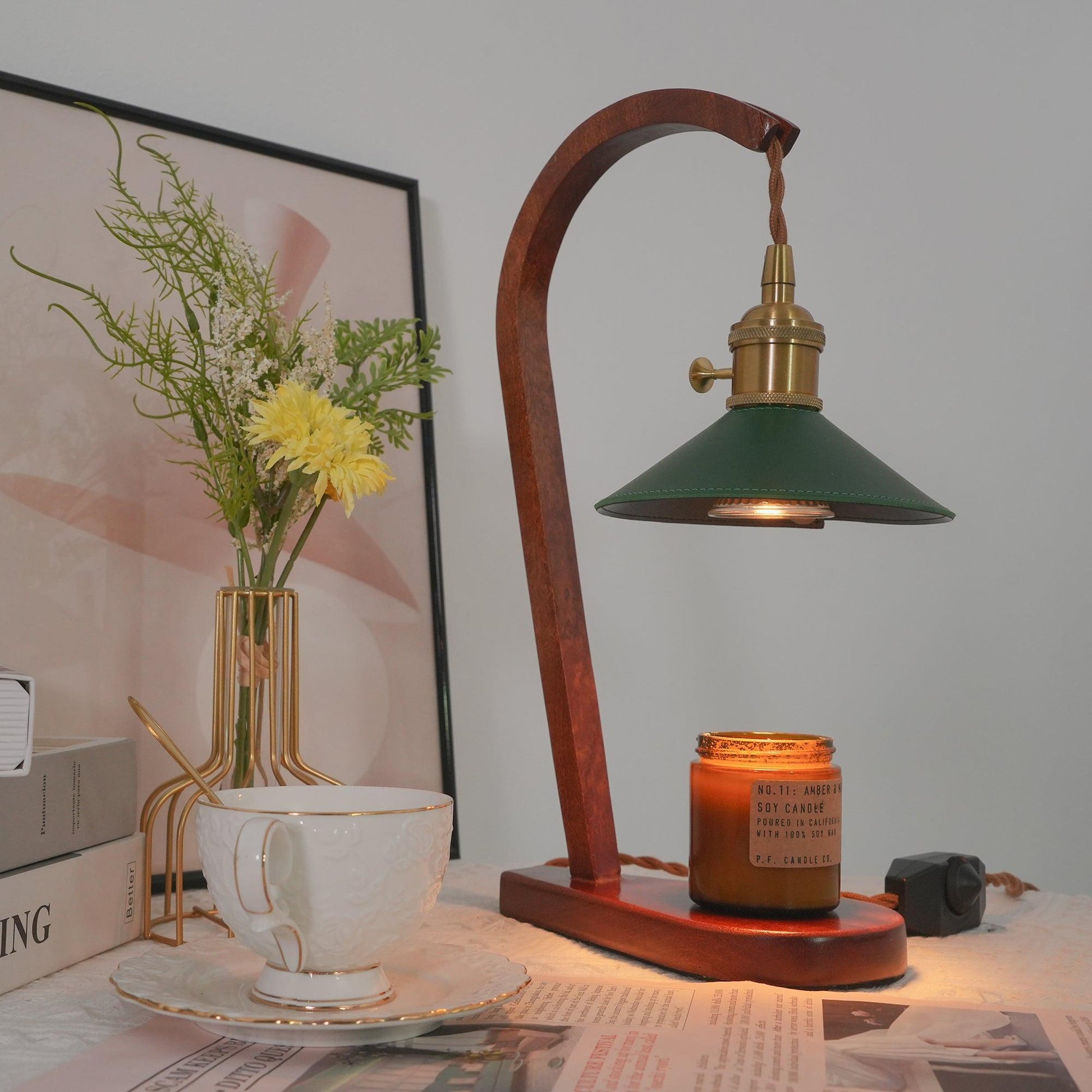 Diosa Table Lamp - Blowlighting