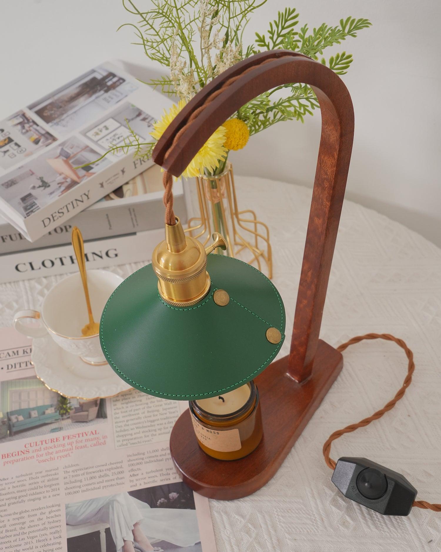 Diosa Table Lamp - Blowlighting