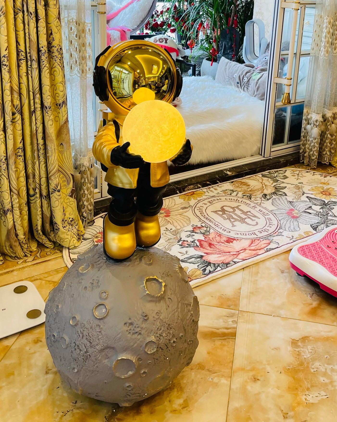 Diver Astronaut Built-in Battery Floor Lamp - Blowlighting