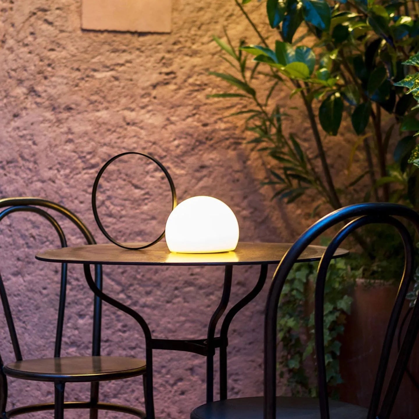 Dome Portable Table Lamp - Blowlighting
