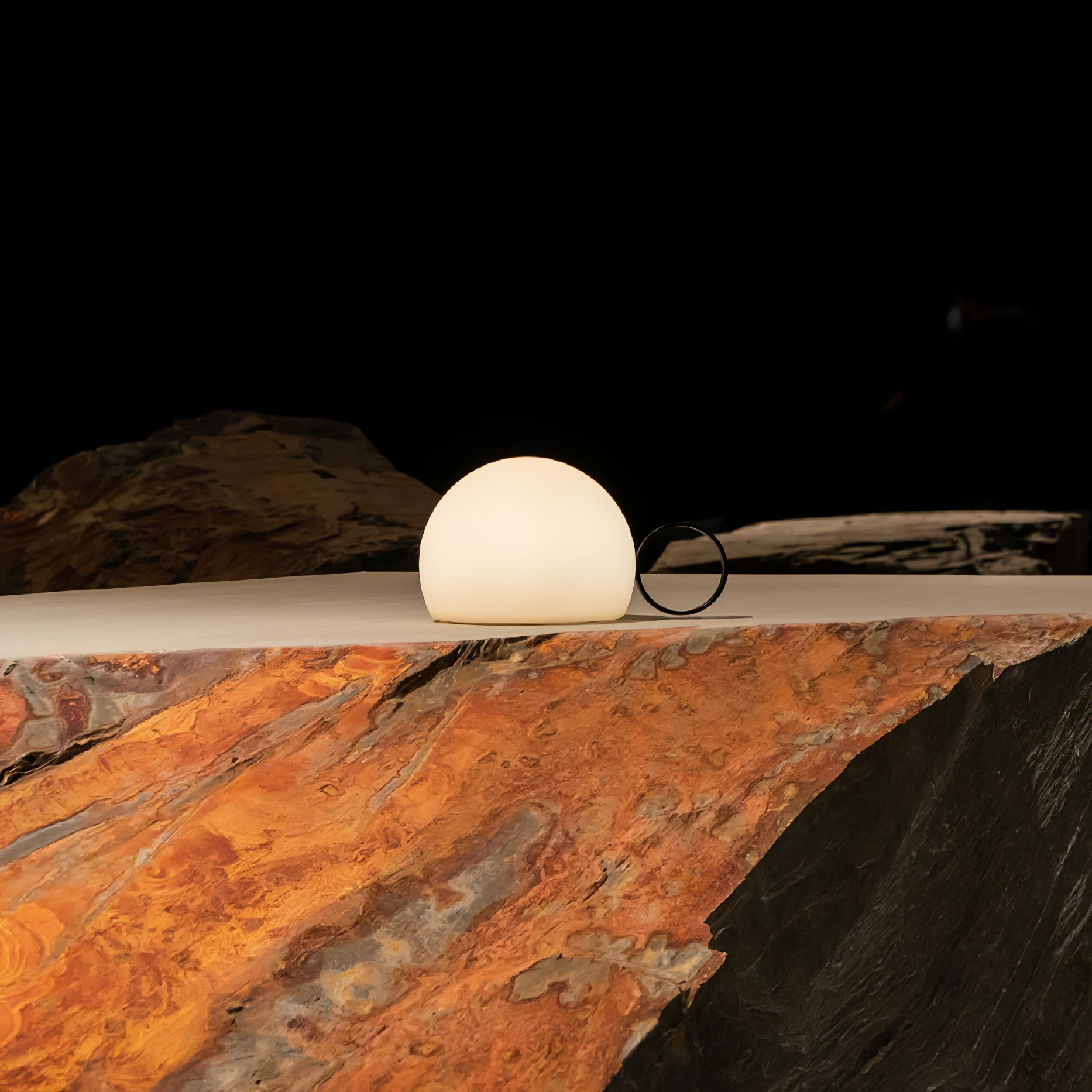 Dome Portable Table Lamp - Blowlighting