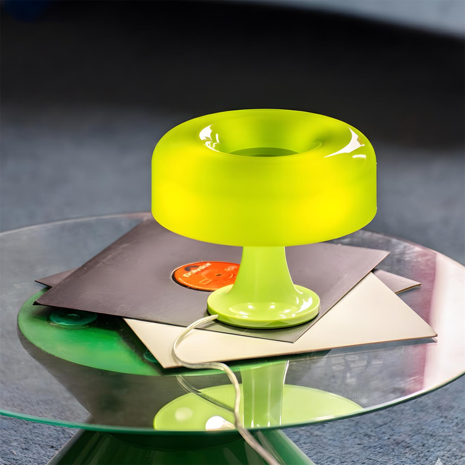 Donula Minimalist Acrylic Table Light