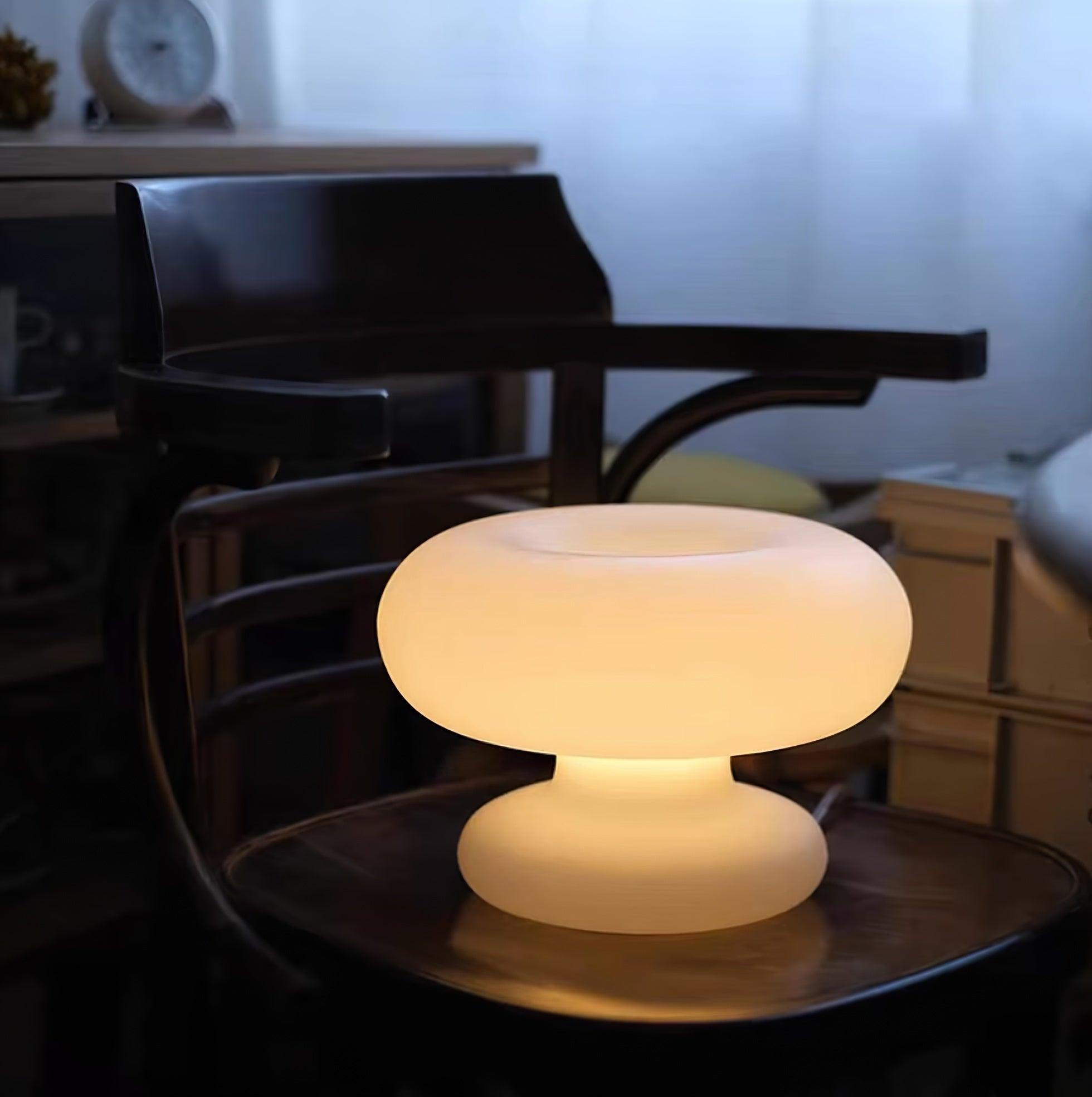 Donut Table Lamp - Blowlighting