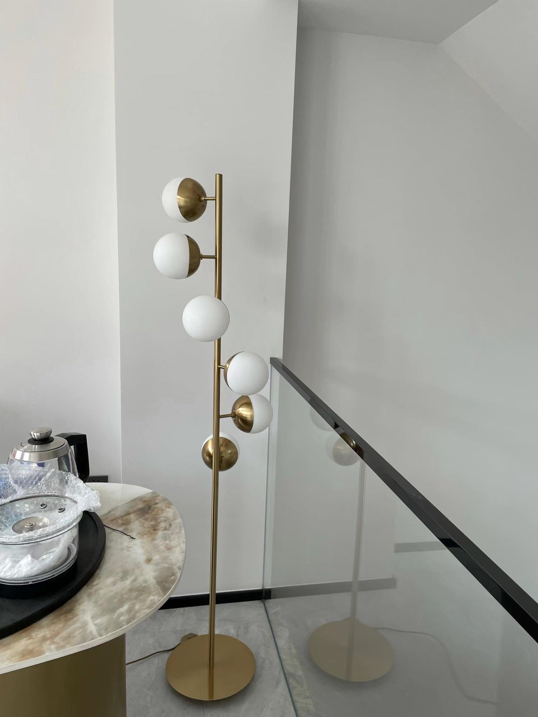 Doppler LED Tree Lamp - Blowlighting