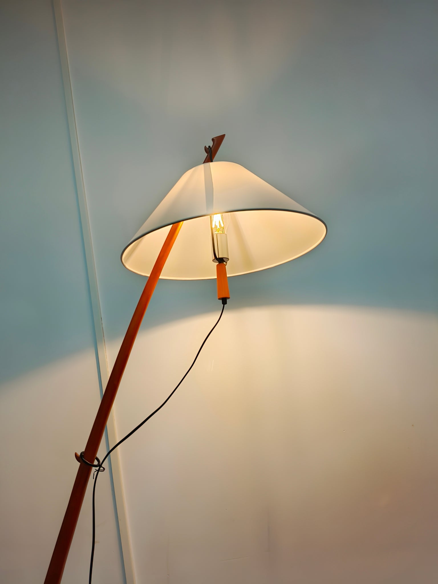 Aeliora Arc Floor Lamp - Blowlighting